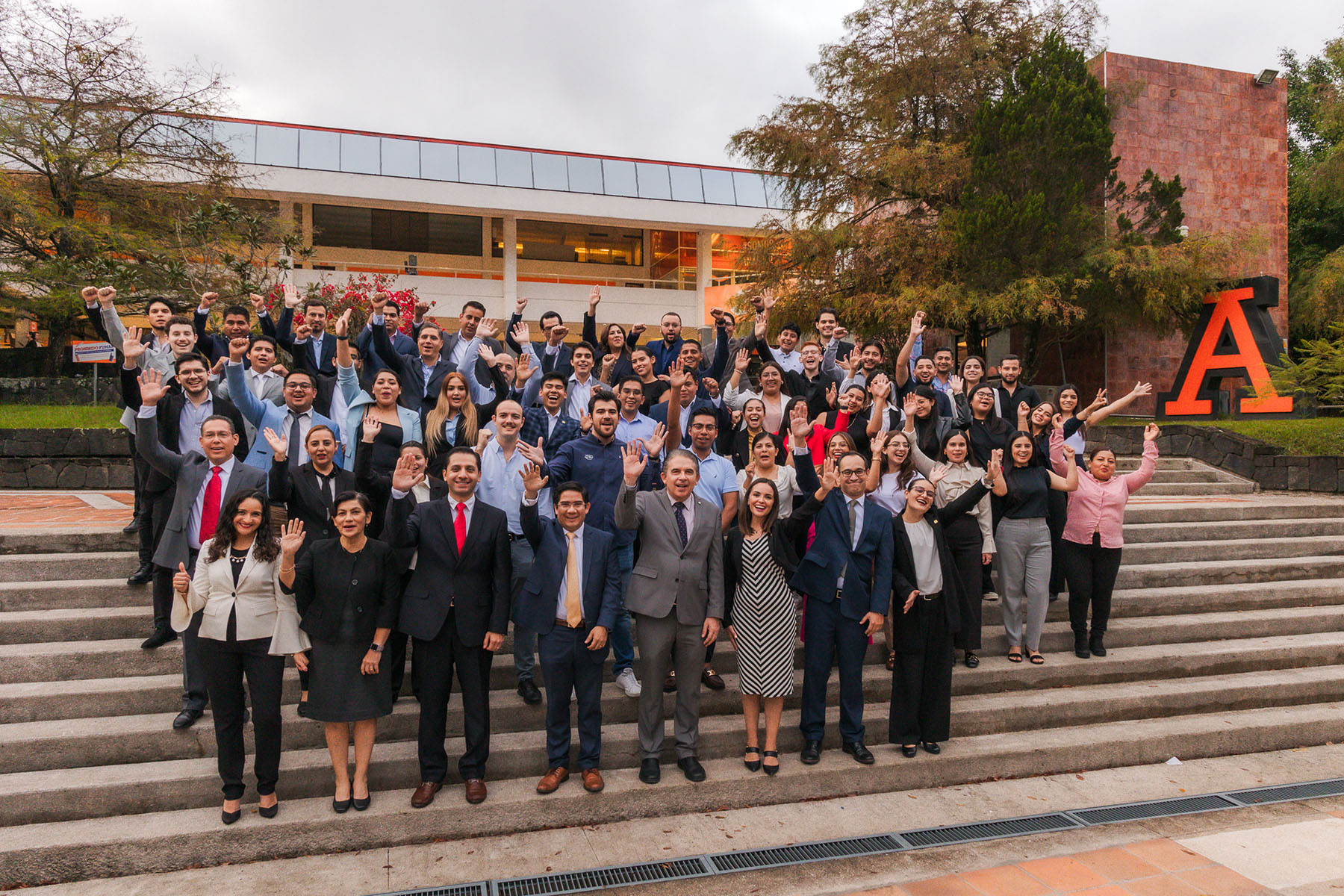 26 / 32 - Comunidad de Posgrados en su Trigésimo Aniversario