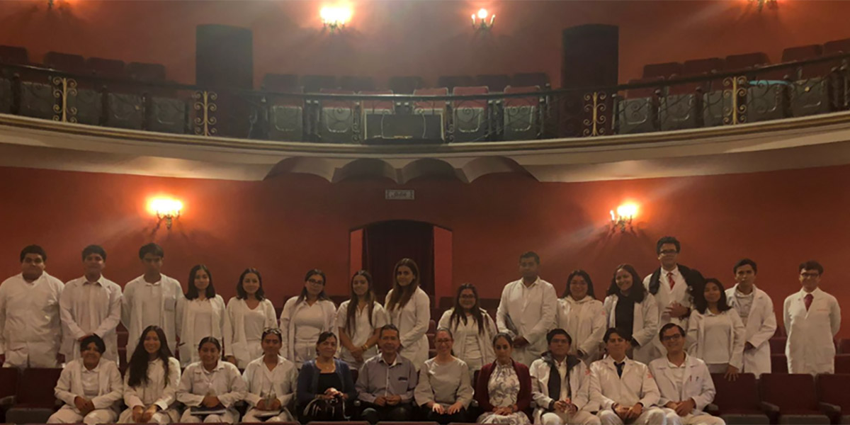 3 / 3 - Estudiantes de la Escuela de Medicina se Capacitan en el Manejo Clínico del Dengue