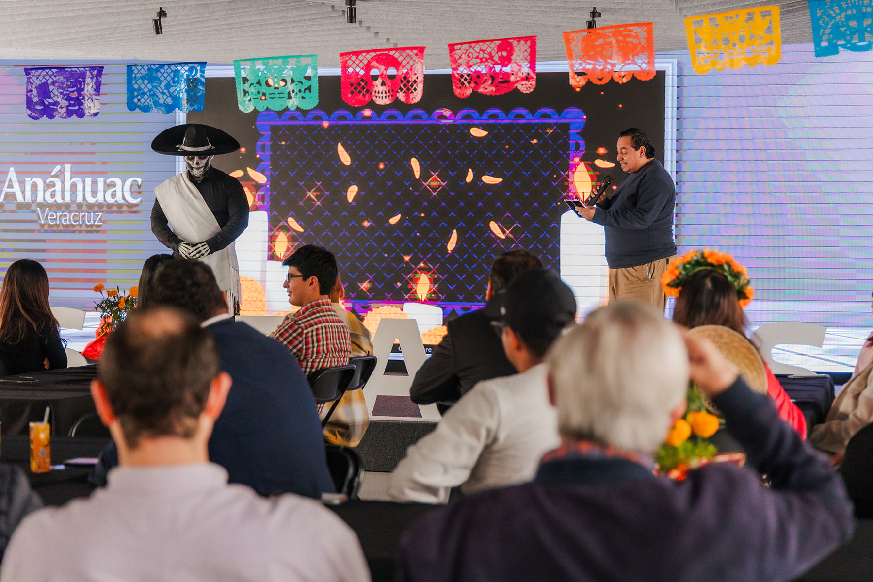 9 / 36 - Festín de Día de Muertos de Posgrados ¡Ahí viene la Calaca!