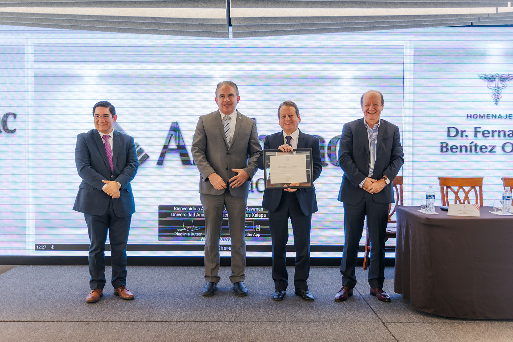 18 / 39 - Homenaje al Dr. Fernando Benítez Obeso