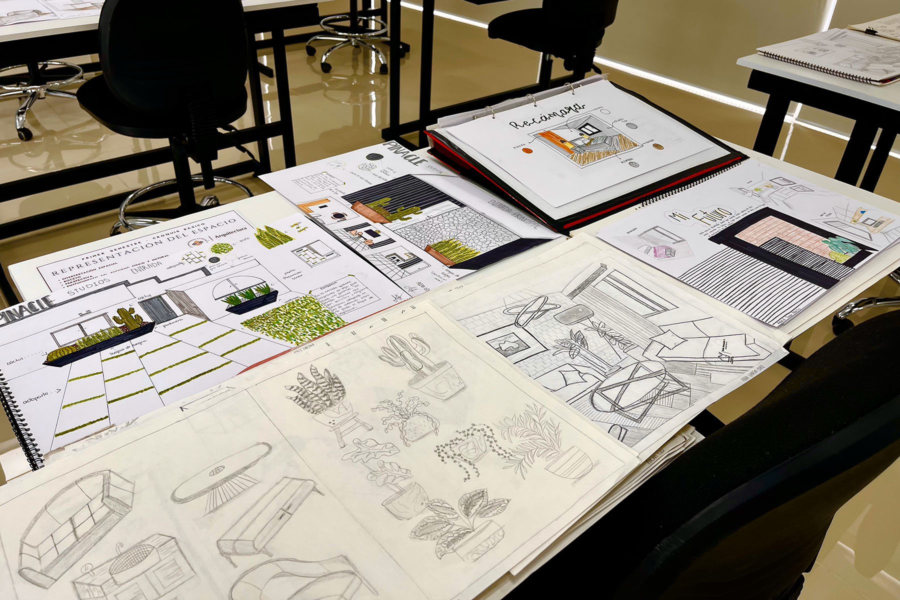 8 / 19 - Alumnos de Arquitectura llevan a cabo Exitosa Muestra de Productos Académicos