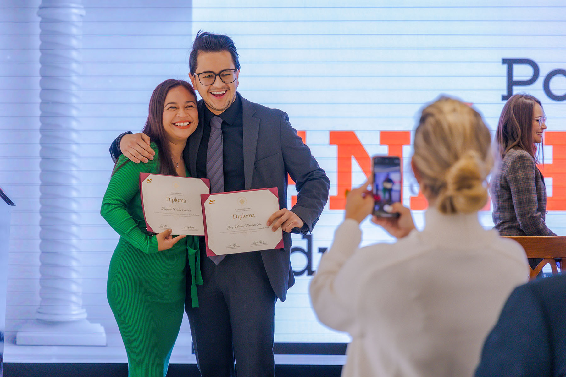 18 / 34 - Clausura Presencial de Diplomados de Psicología