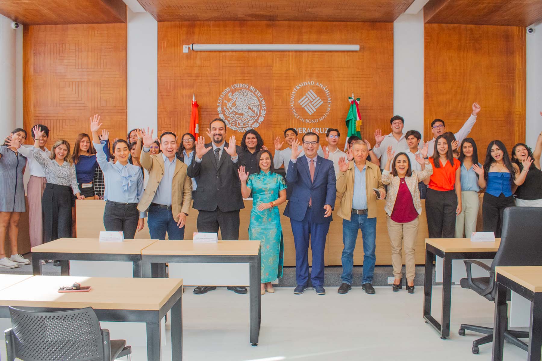 14 / 24 - Firma de Convenio de Colaboración con el Colegio Estatal de Médicos Veterinarios Zootecnistas de Veracruz