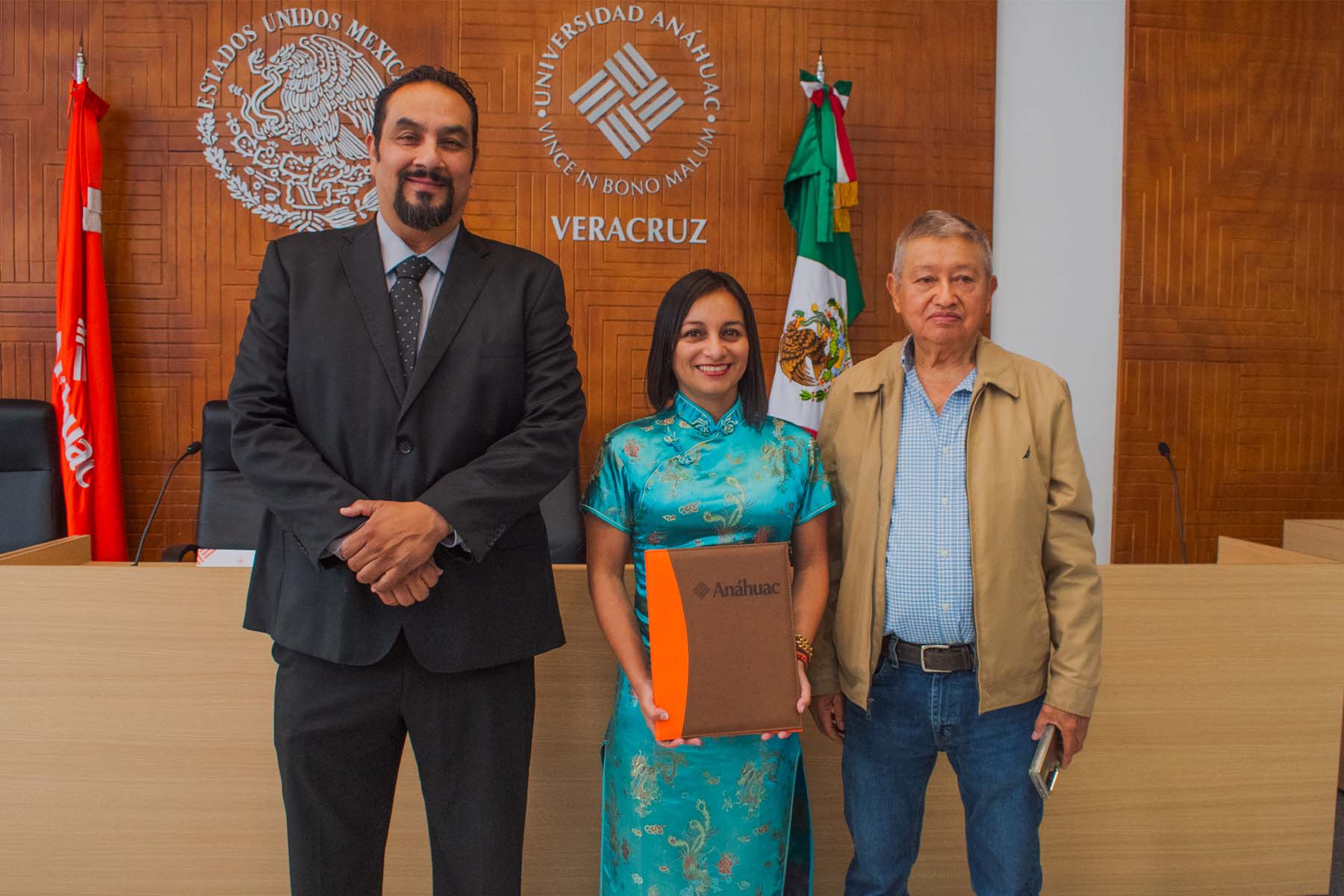 22 / 24 - Firma de Convenio de Colaboración con el Colegio Estatal de Médicos Veterinarios Zootecnistas de Veracruz