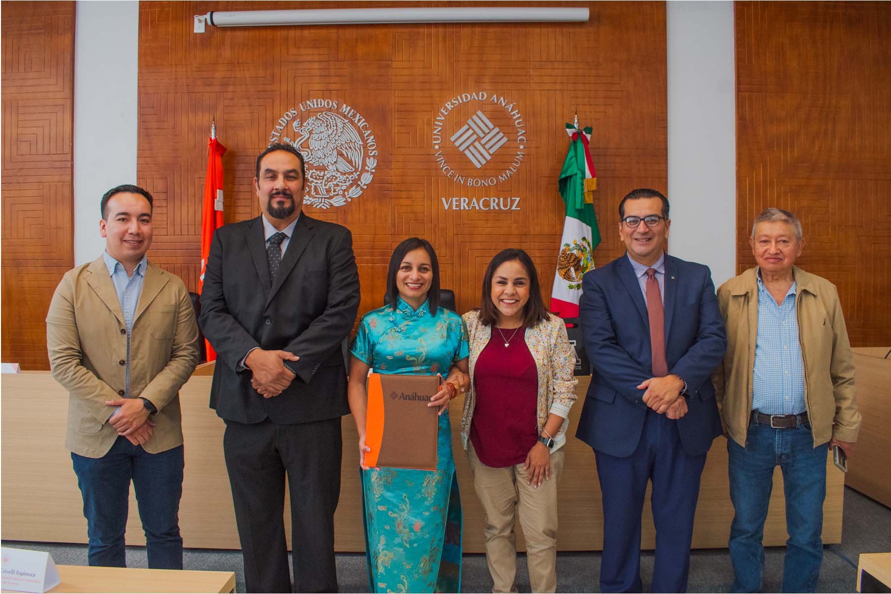 24 / 24 - Firma de Convenio de Colaboración con el Colegio Estatal de Médicos Veterinarios Zootecnistas de Veracruz