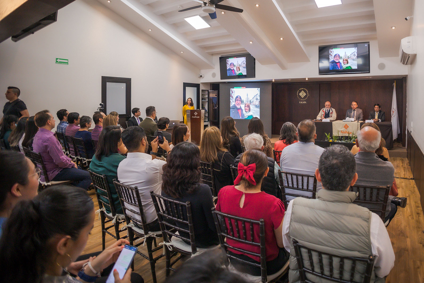 10 / 36 - Homenaje al Dr. Pedro Pablo