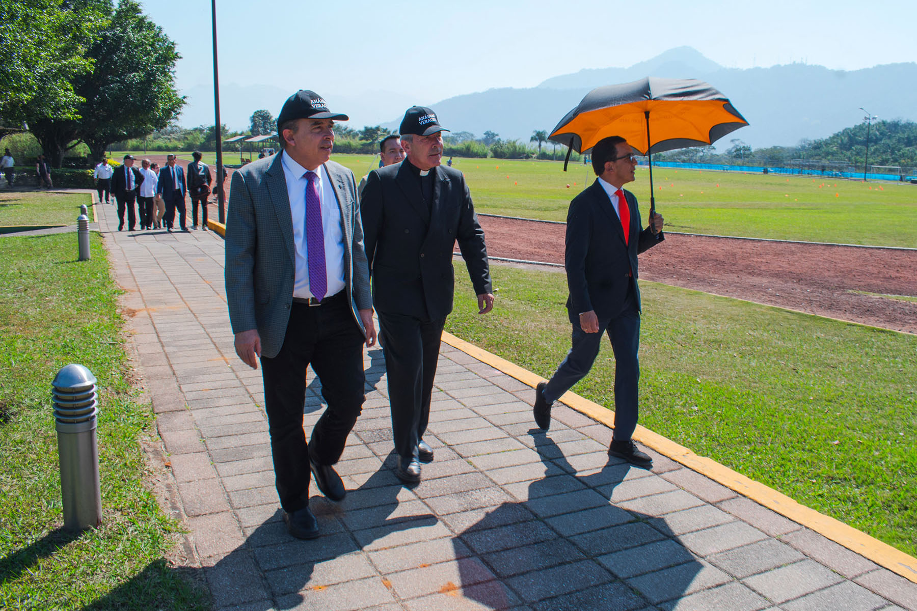 14 / 40 - Visita de Miembros de la Red Internacional de Universidades del Regnum Christi