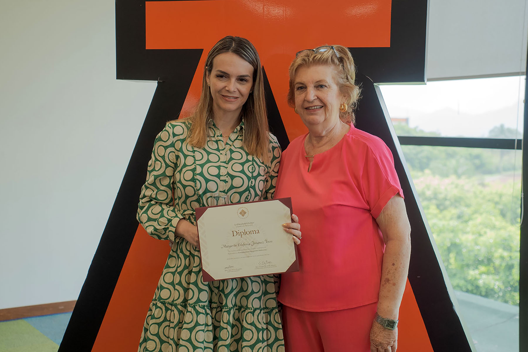 31 / 37 - Clausura del Diplomado en Acompañamiento Integral del Adolescente