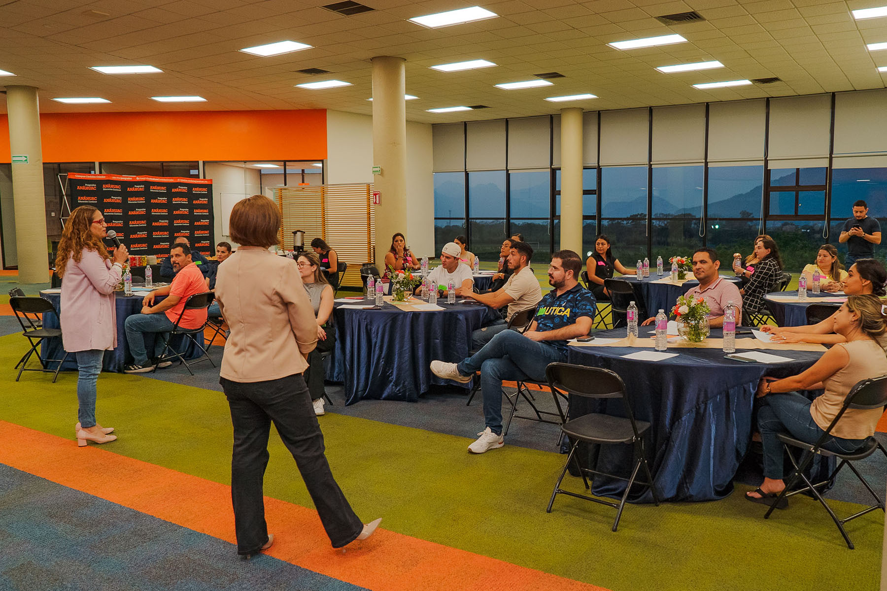 9 / 33 - Coffee Connect: Exclusivo para Alumnos de Posgrados y Educación Continua