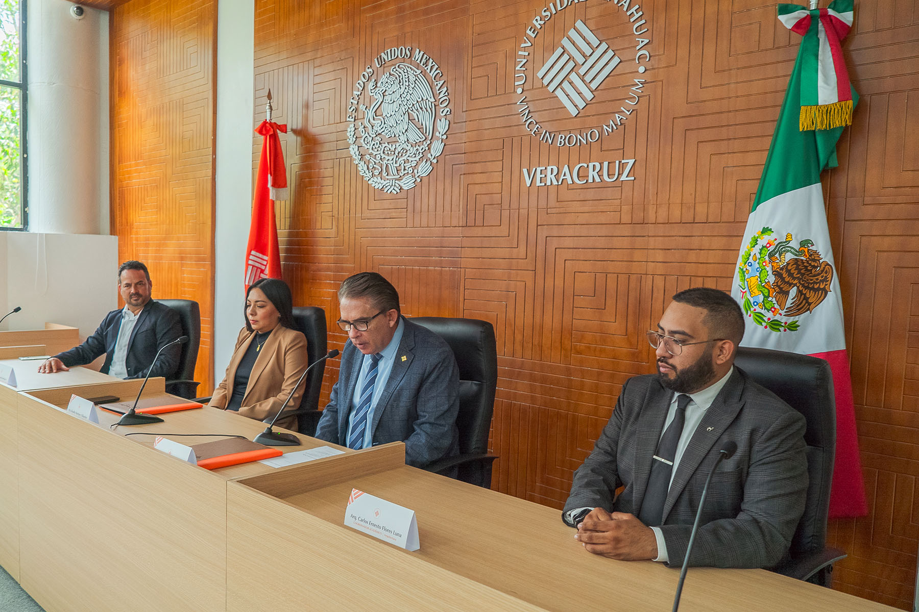 4 / 17 - Firma de Convenio de Colaboración con el Colegio de Arquitectos Córdoba y Orizaba