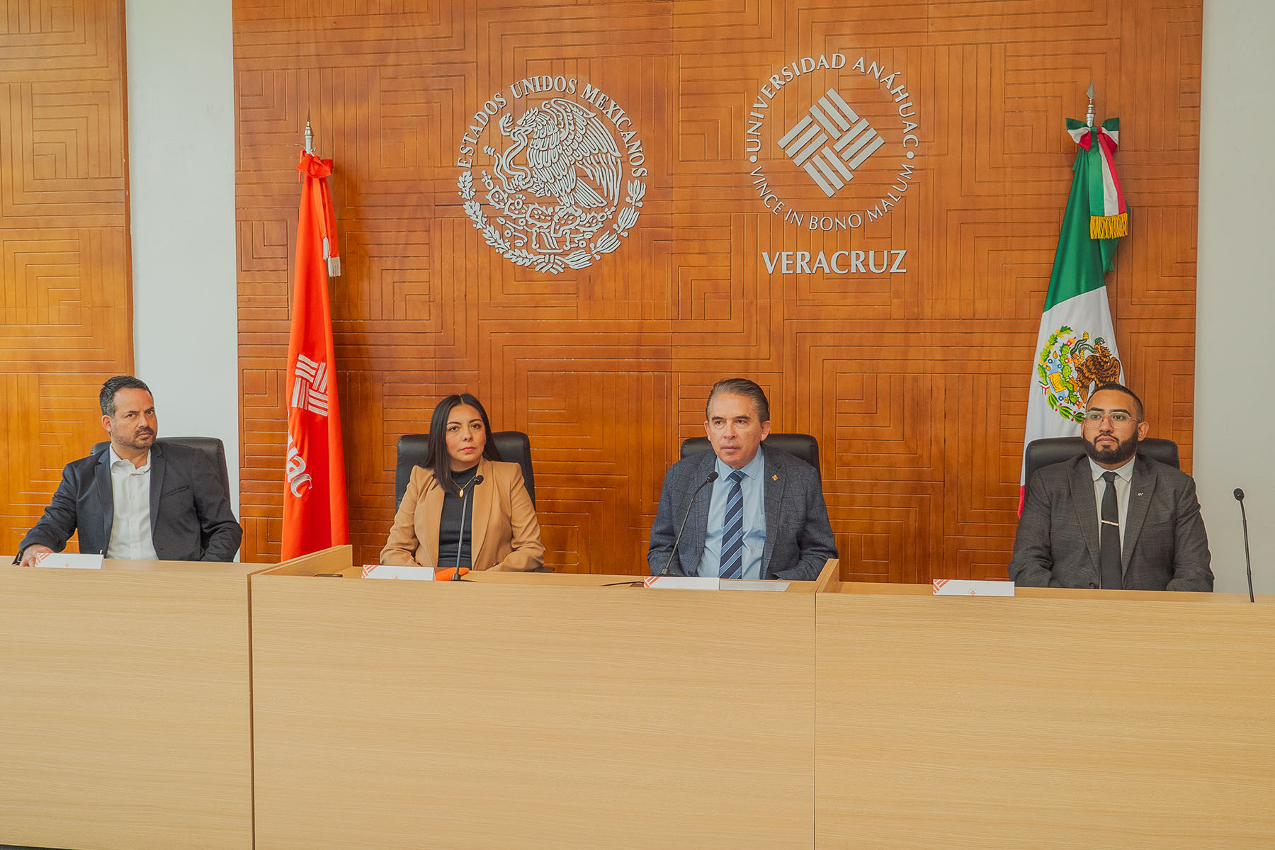 6 / 17 - Firma de Convenio de Colaboración con el Colegio de Arquitectos Córdoba y Orizaba