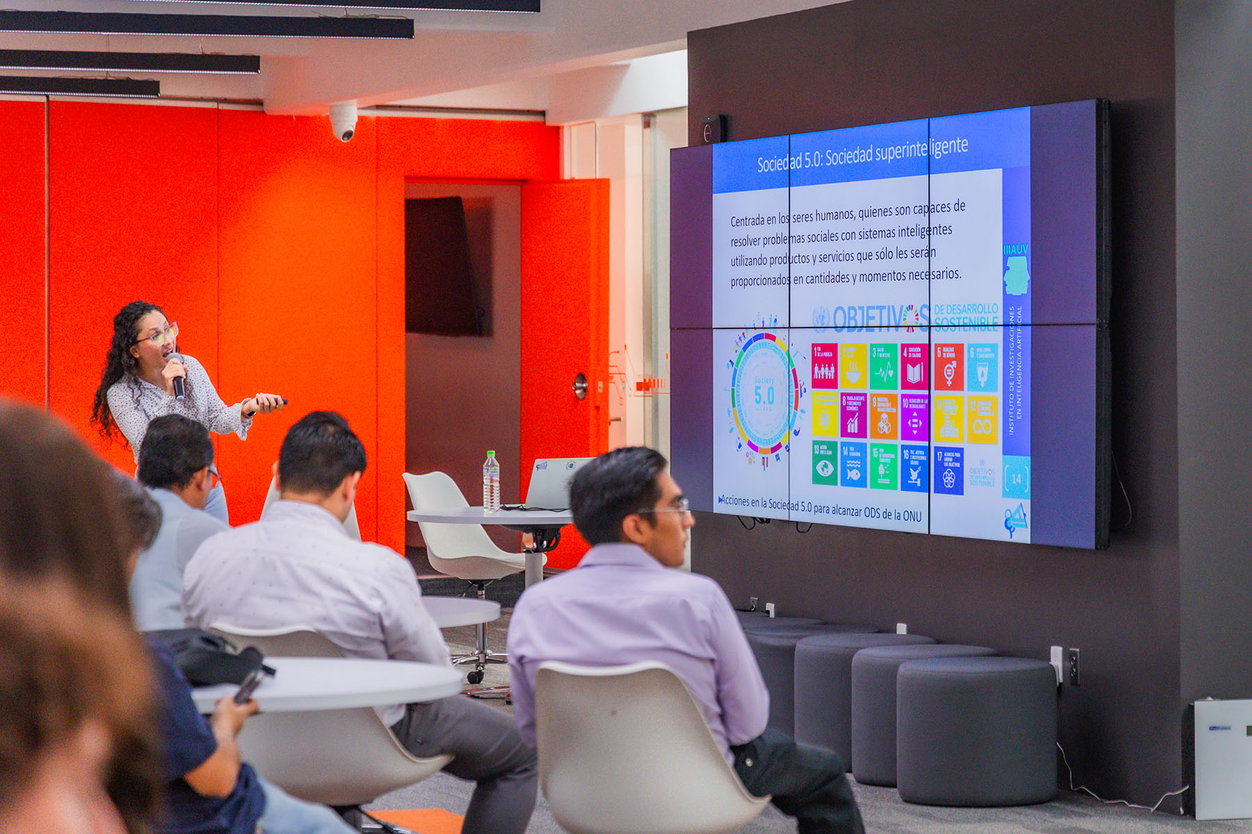 8 / 15 - Oportunidades de Negocios en Inteligencia Artificial
