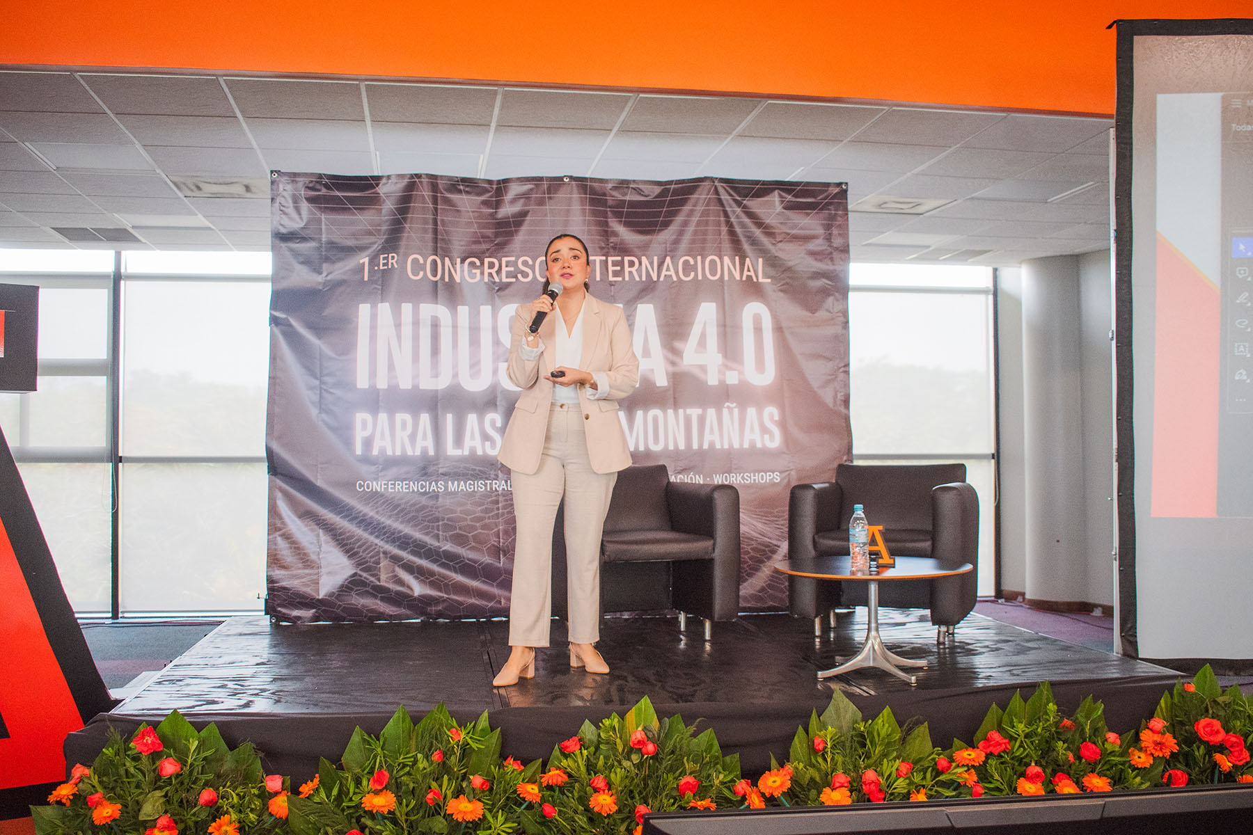 38 / 38 - Éxito Rotundo del 1er Congreso Internacional Industria 4.0