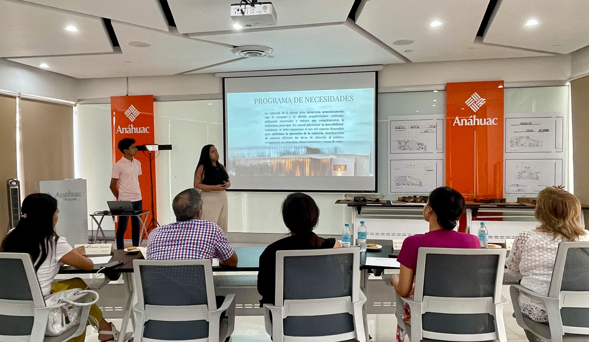 8 / 18 - Alumnos de Segundo Semestre de Arquitectura Desarrollan Proyecto en San Nicolás