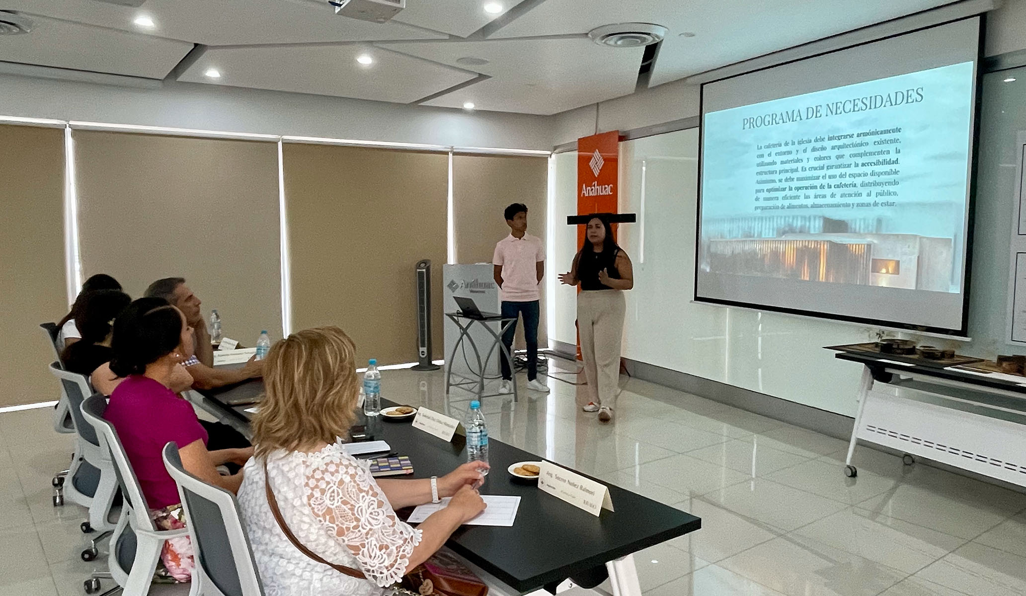 9 / 18 - Alumnos de Segundo Semestre de Arquitectura Desarrollan Proyecto en San Nicolás