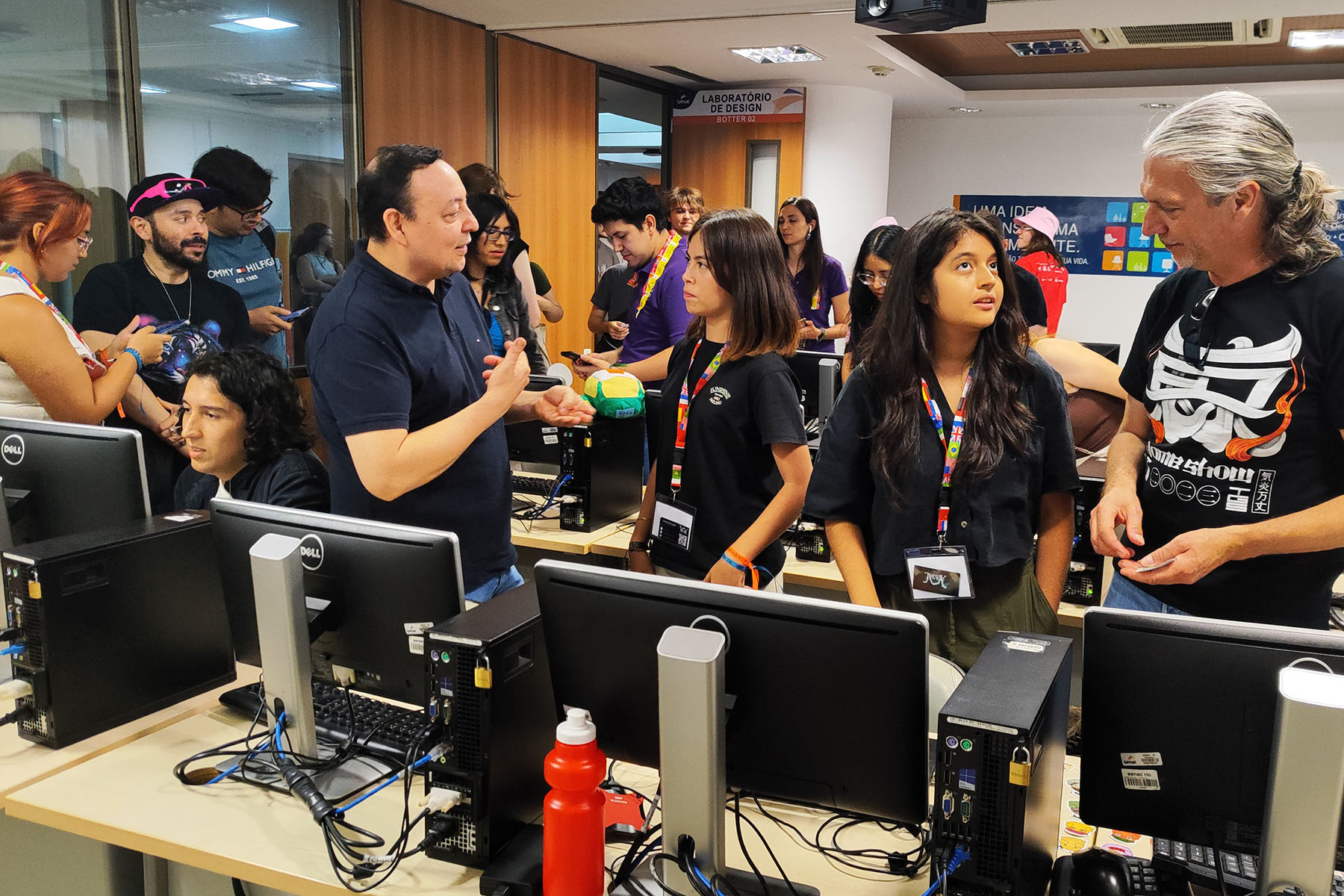 6 / 10 - Alumnas de Animación Digital Participan en la Game Jam Plus en Río de Janeiro Brasil