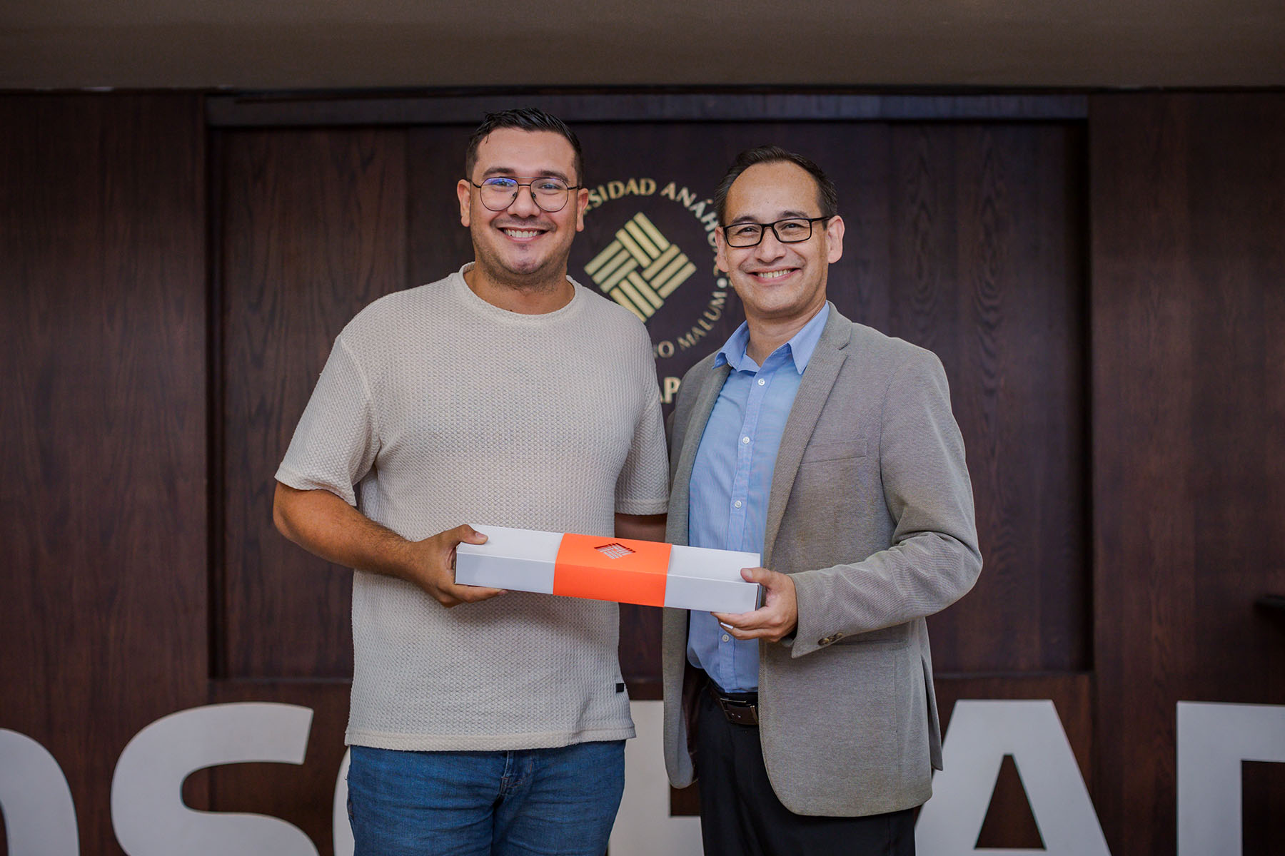 18 / 52 - La Meta Está Cerca: Clausura de la Maestría en Administración Pública y la Maestría en Comunicación y Mercadotecnia