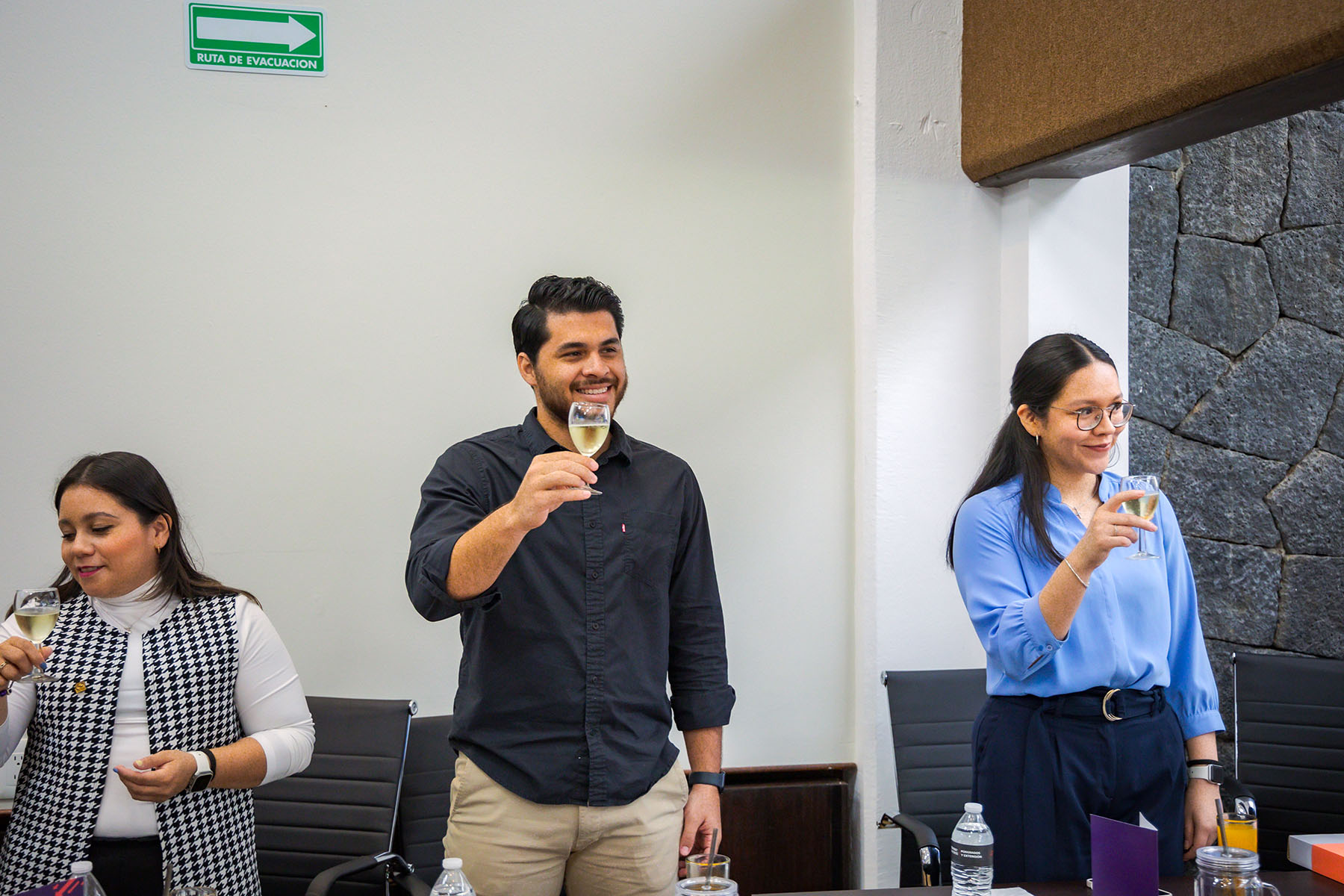 26 / 52 - La Meta Está Cerca: Clausura de la Maestría en Administración Pública y la Maestría en Comunicación y Mercadotecnia