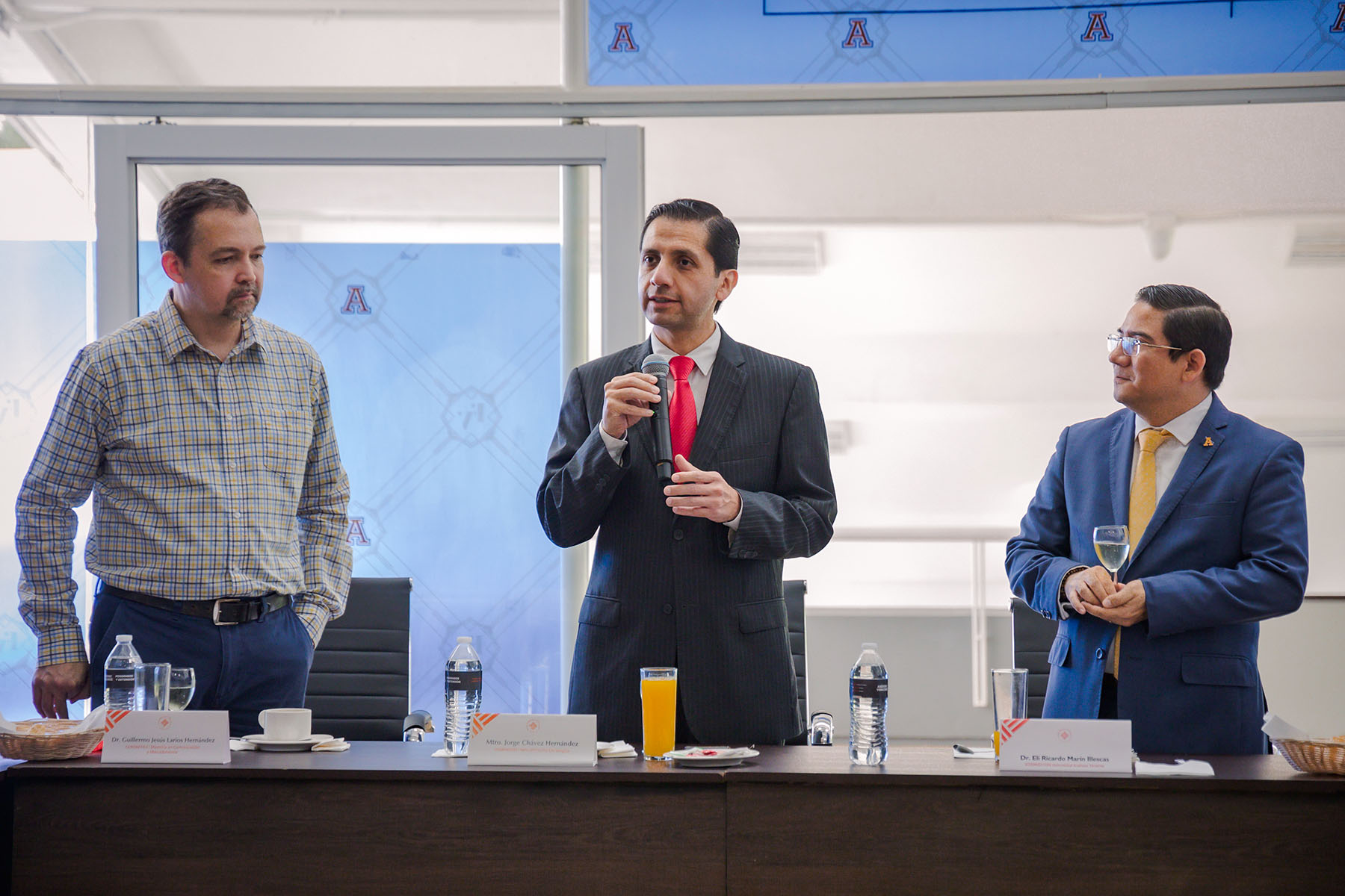 32 / 52 - La Meta Está Cerca: Clausura de la Maestría en Administración Pública y la Maestría en Comunicación y Mercadotecnia