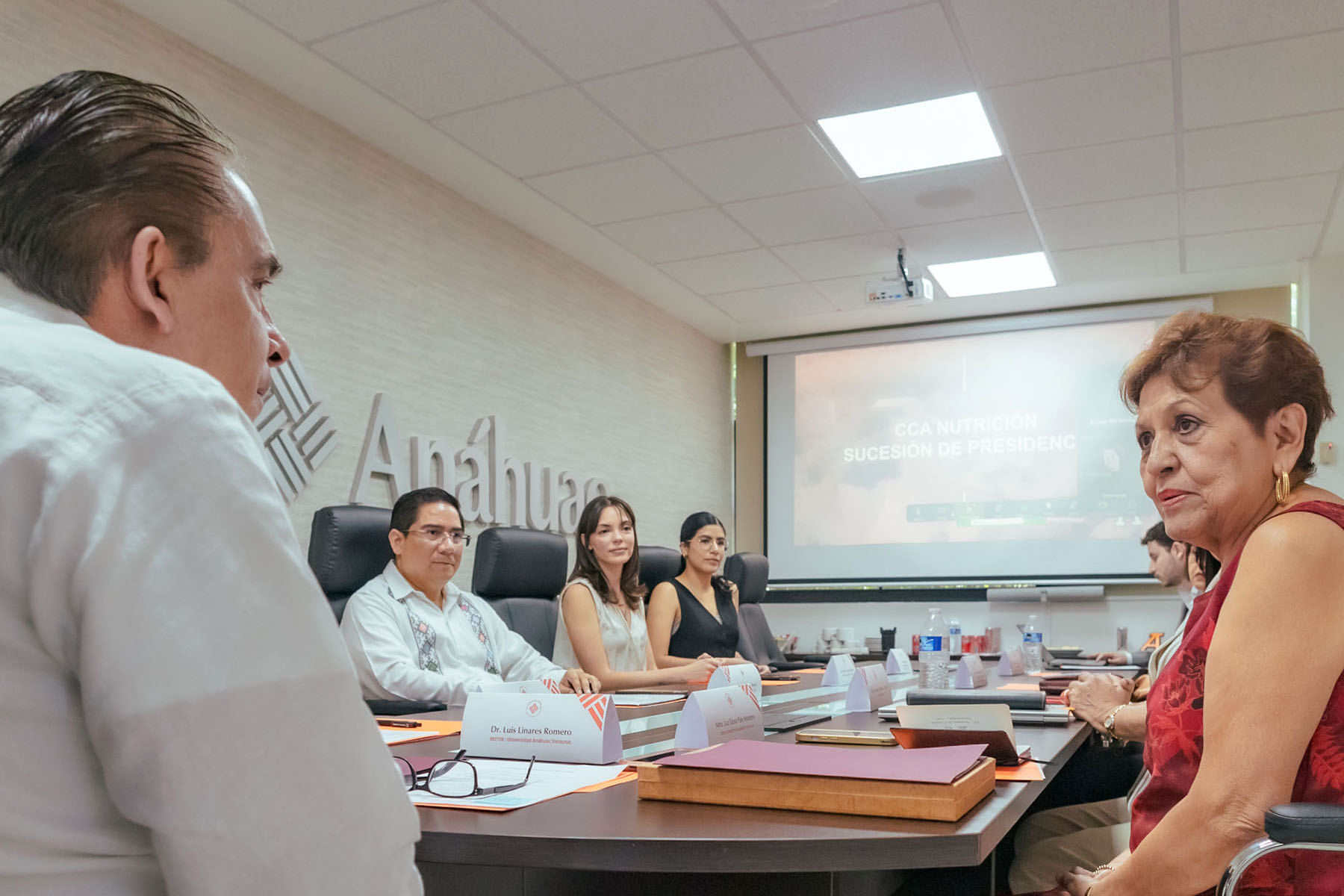 8 / 26 - Sucesión de Presidencia del Consejo Consultivo Académico de Nutrición