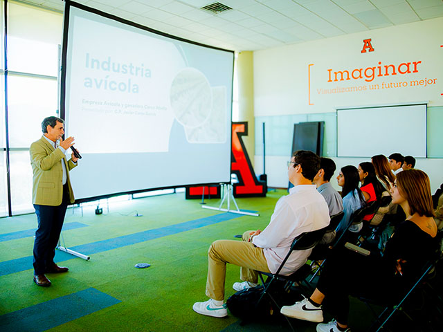 Cierre de Semestre de Medicina Veterinaria y Zootecnia