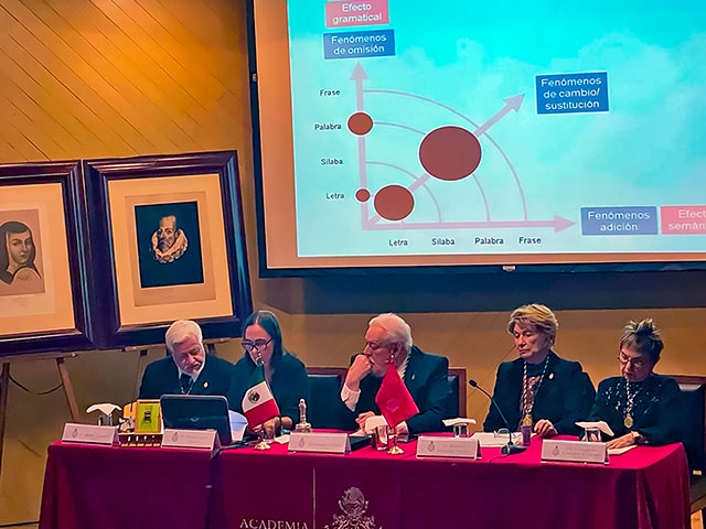 Consejera de Diseño Gráfico Ingresa a la Academia Mexicana de la Lengua