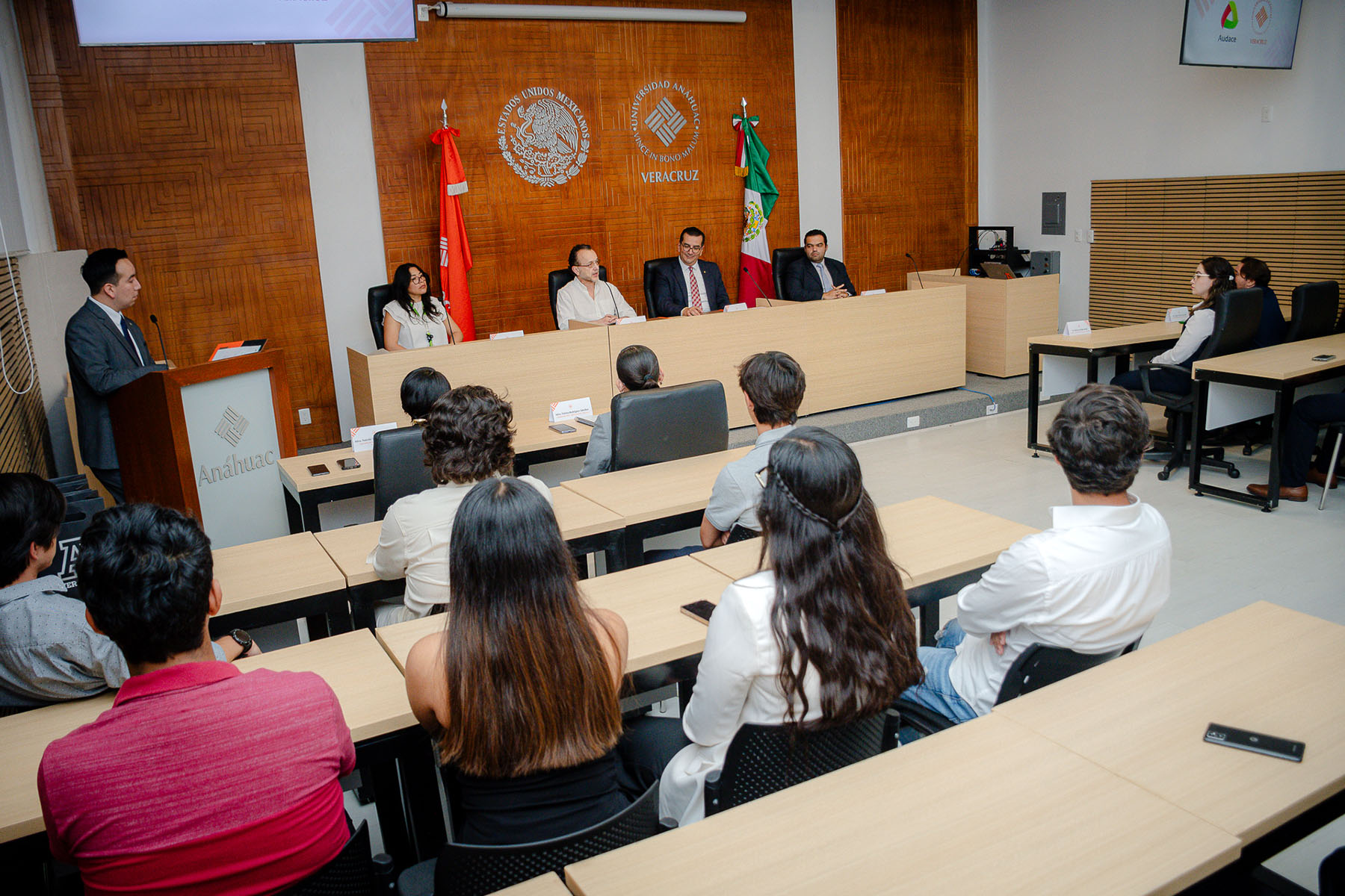 8 / 16 - Firma de Convenio de Colaboración con Audace