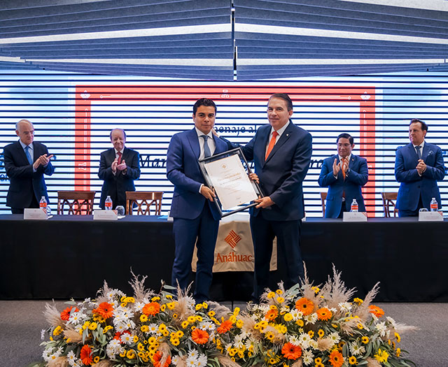 Homenaje al Dr. Marcelo Rodr&iacute;guez Andrade