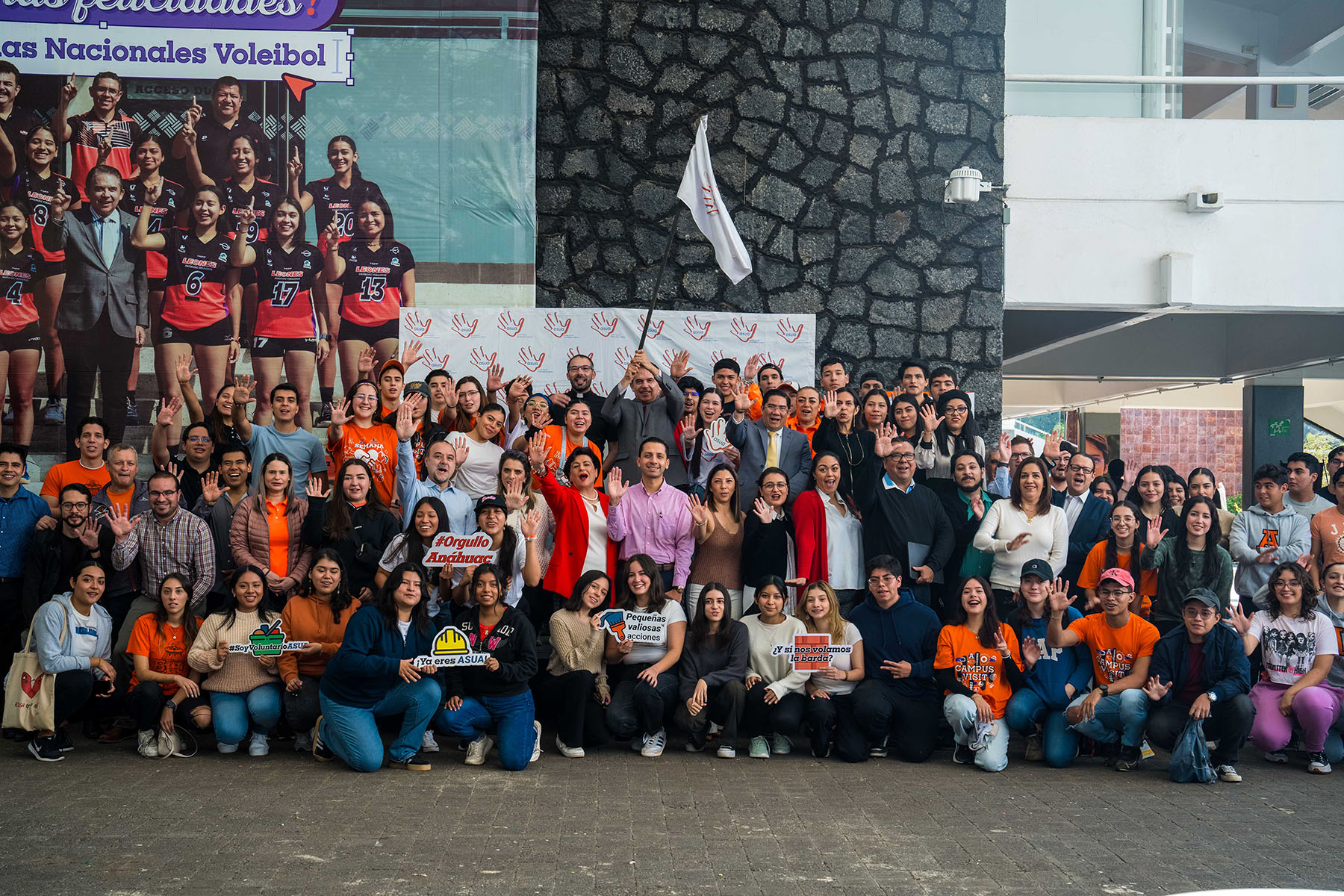 15 / 56 - Compromiso Social