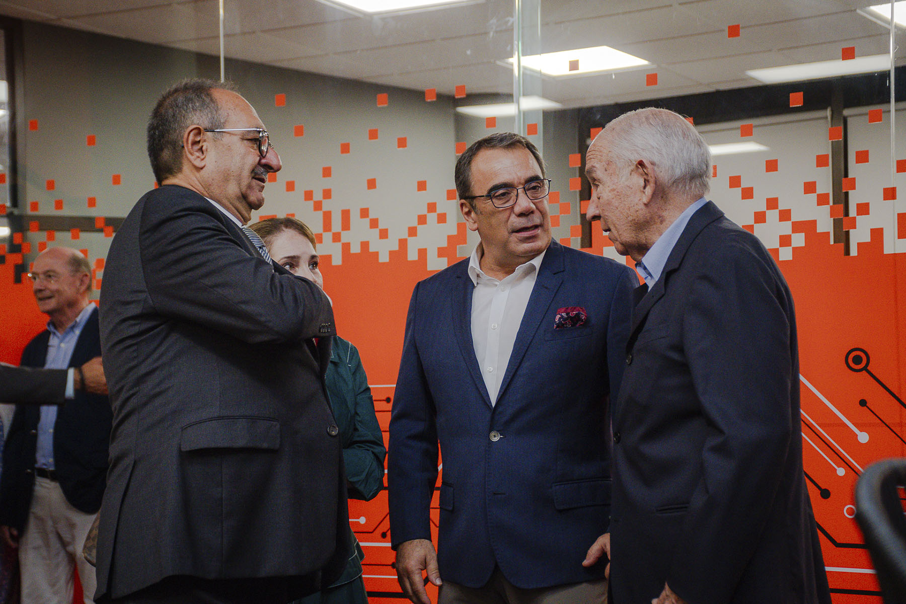 23 / 50 - Inauguración del ID Center