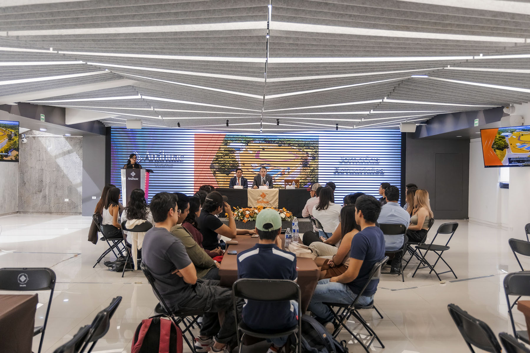 4 / 10 - Jornadas Actuariales 2025: Celebrando el Día del Actuario en México