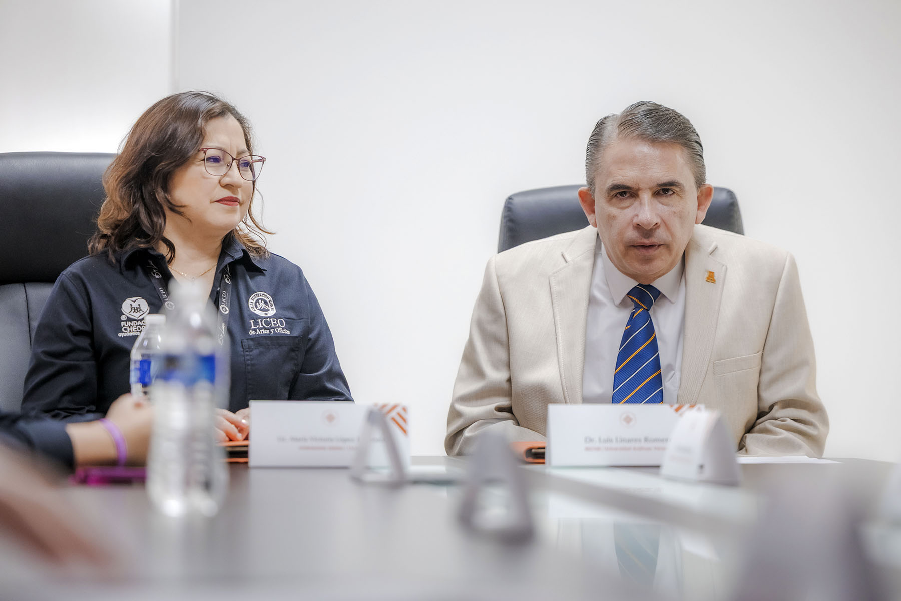 6 / 18 - Firma de Convenio con Colegios Liceo de Artes y Oficios