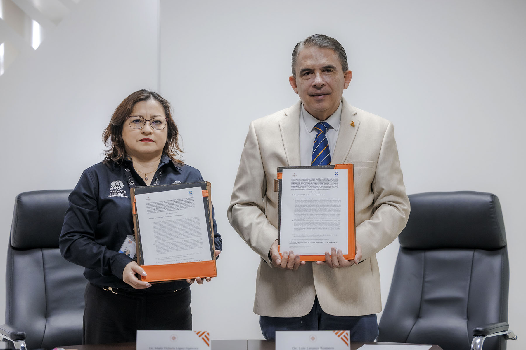 14 / 18 - Firma de Convenio con Colegios Liceo de Artes y Oficios