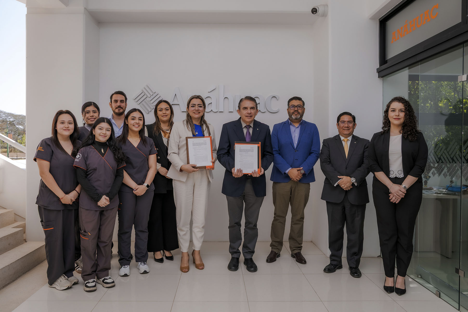 18 / 21 - Firma de Convenio con el Centro de Neurodesarrollo y Rehabilitación Neurológica