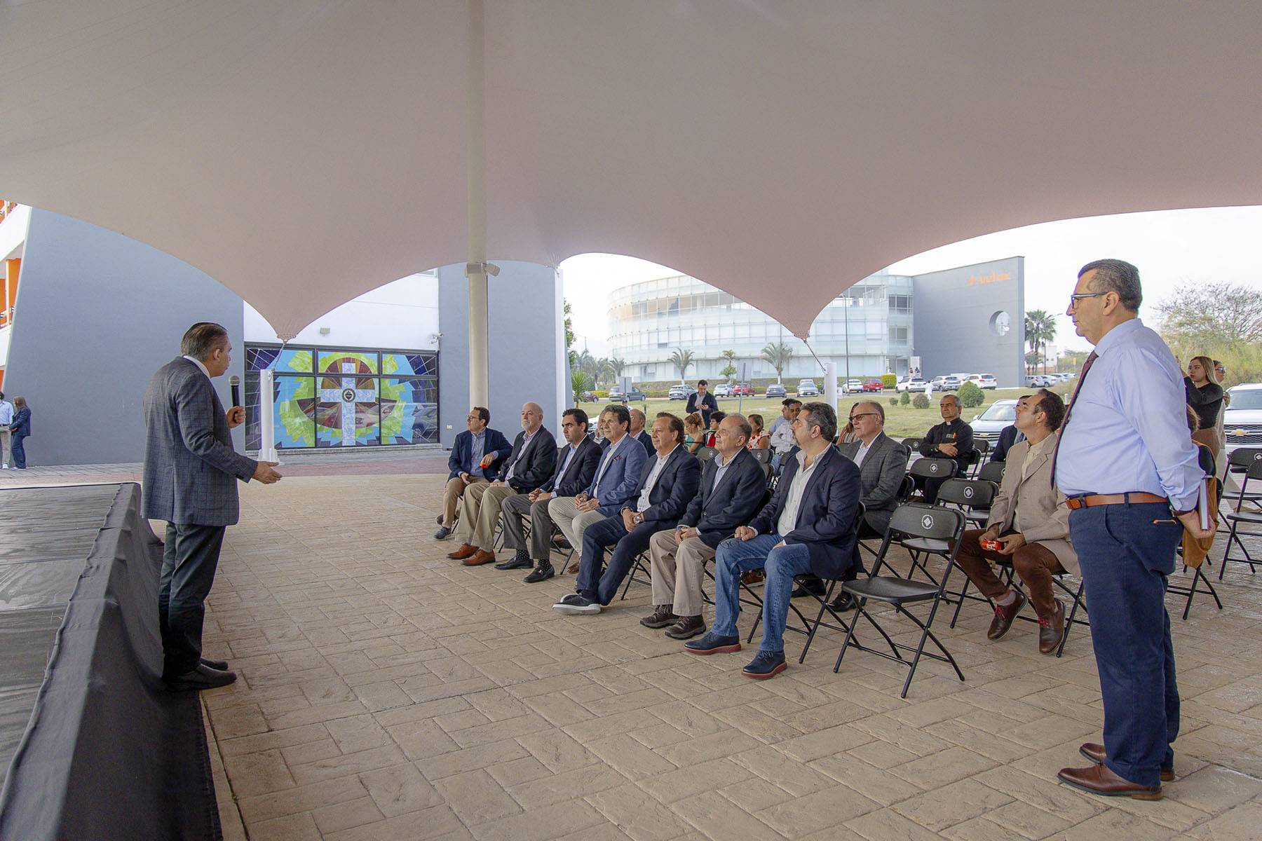 8 / 20 - Inauguración de la Velaria en la Explanada Universitaria