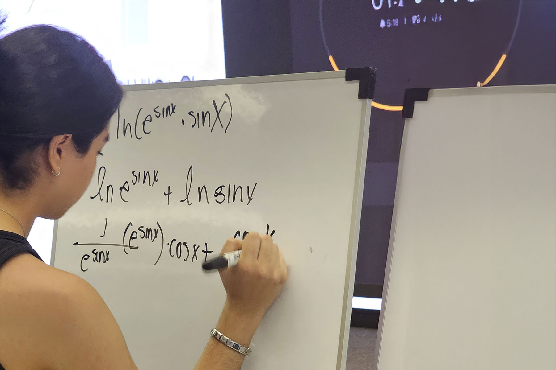 2 / 13 - Día Internacional de las Matemáticas: Tercer Concurso de Cálculo