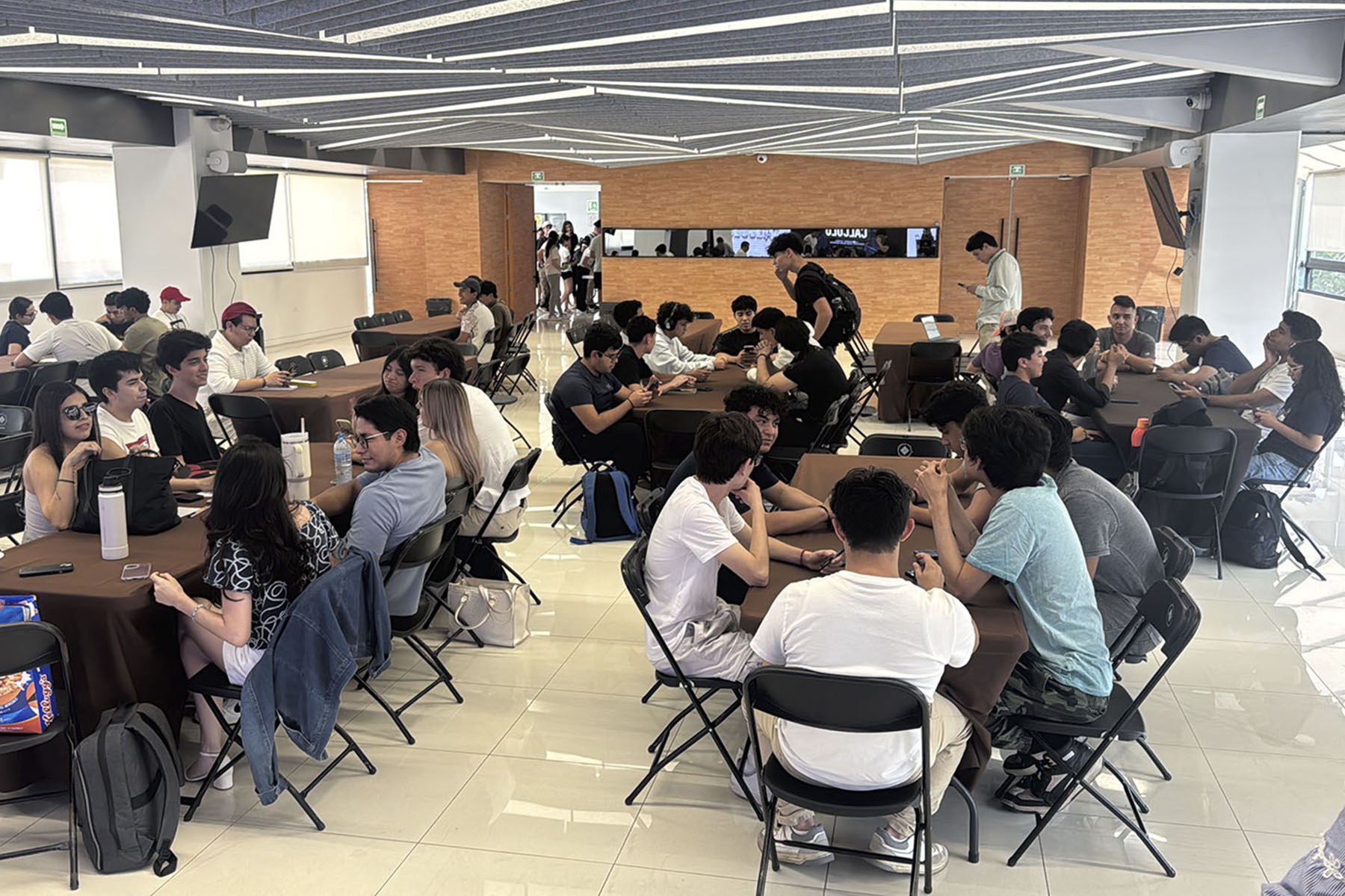 5 / 13 - Día Internacional de las Matemáticas: Tercer Concurso de Cálculo
