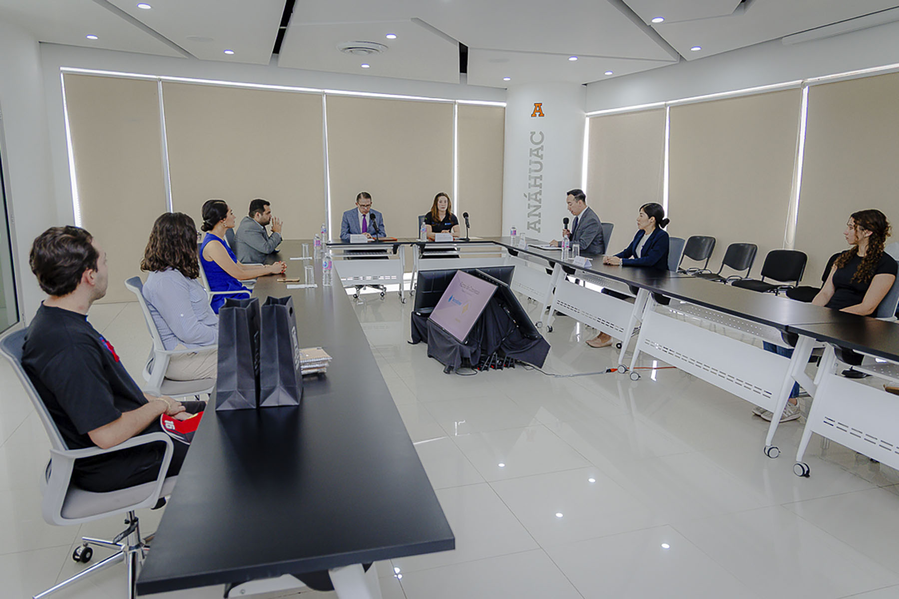 1 / 15 - Firma de Convenio de Colaboración con TECNO UREA