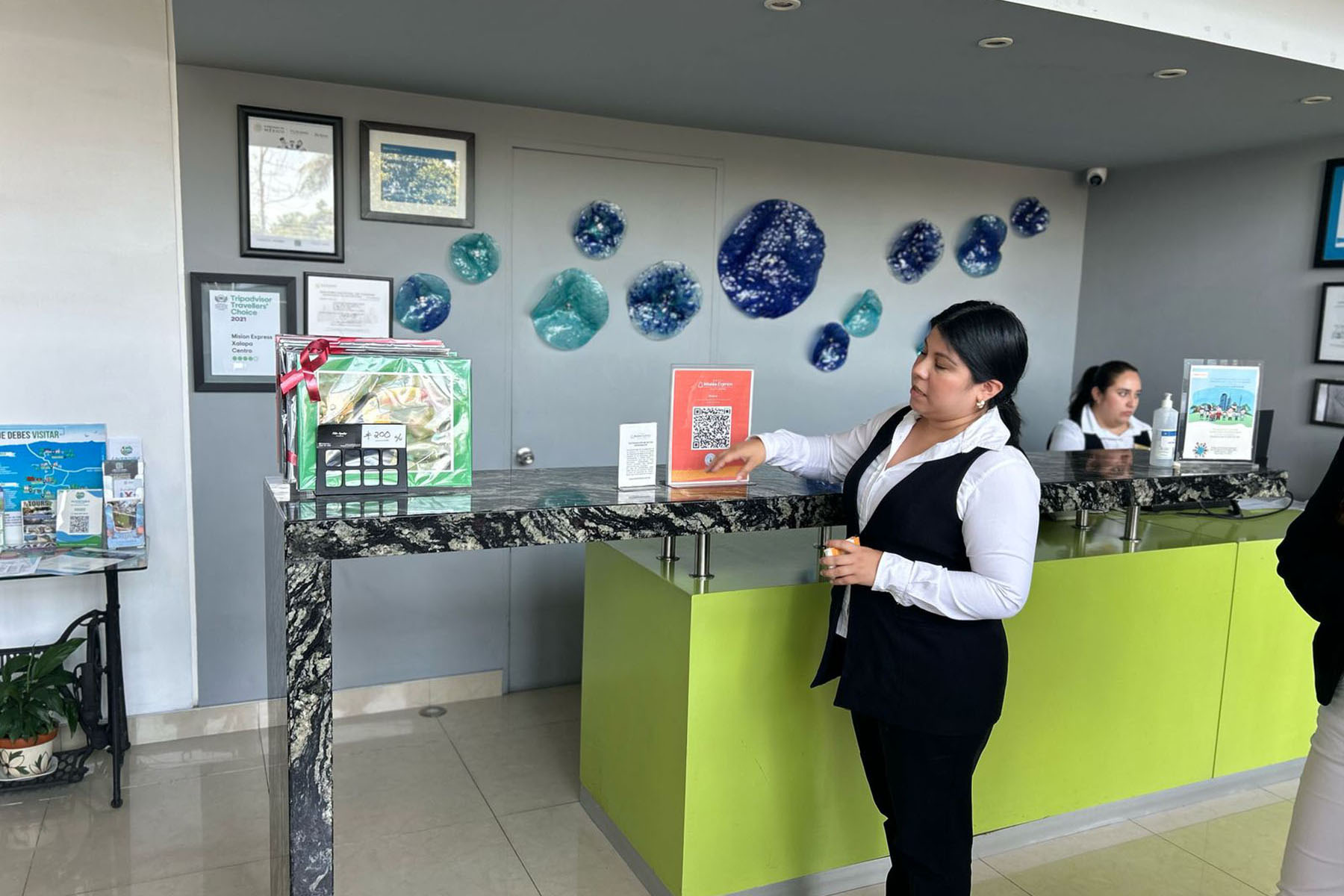 4 / 4 - Una Experiencia Práctica para los Estudiantes de Turismo Internacional