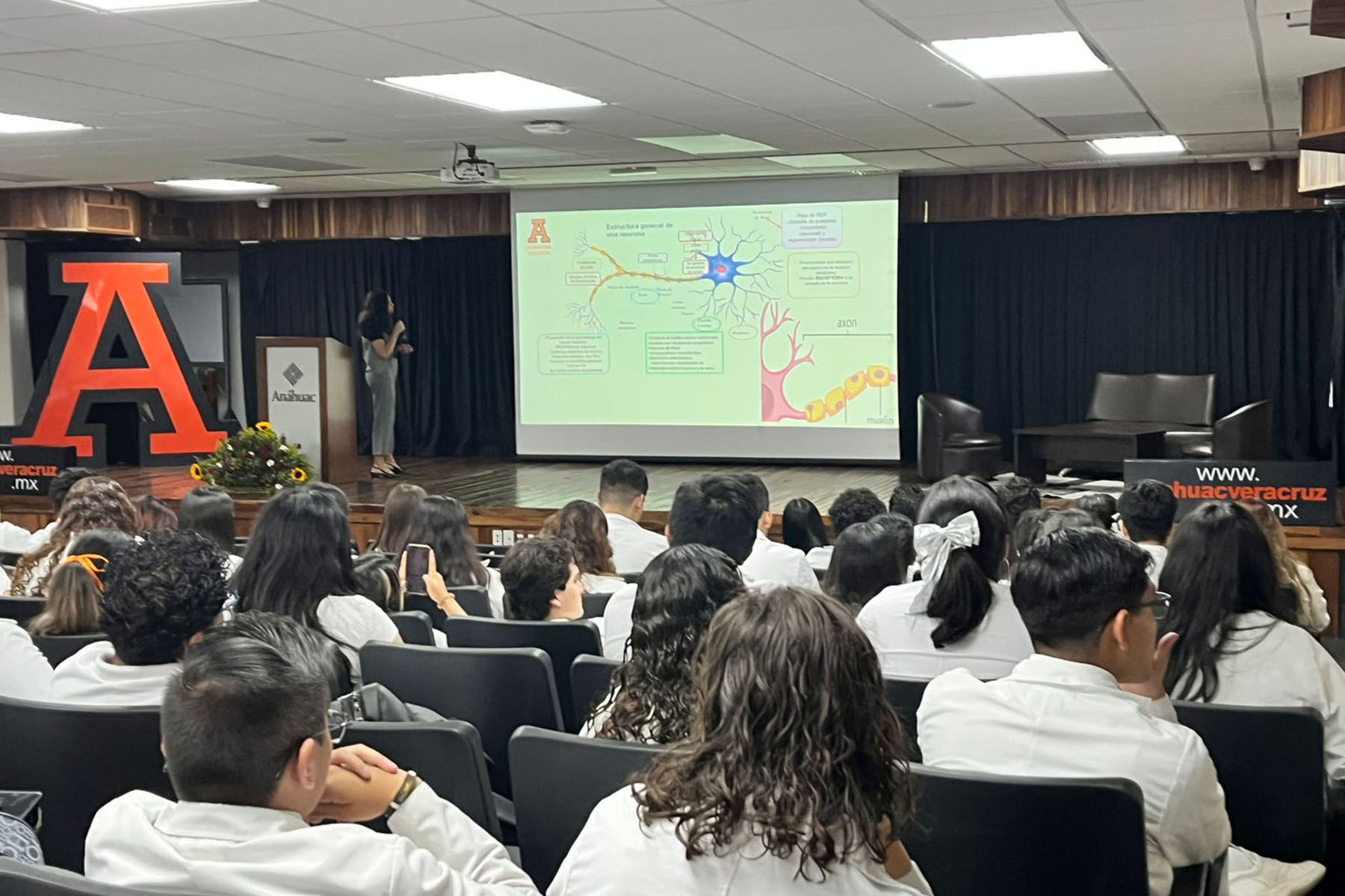 8 / 23 - La Escuela de Medicina Consolida su Compromiso con la 4ta. Jornada Académica 8 / 23 - La Escuela de Medicina Consolida su Compromiso con la 4ta. Jornada Académica
