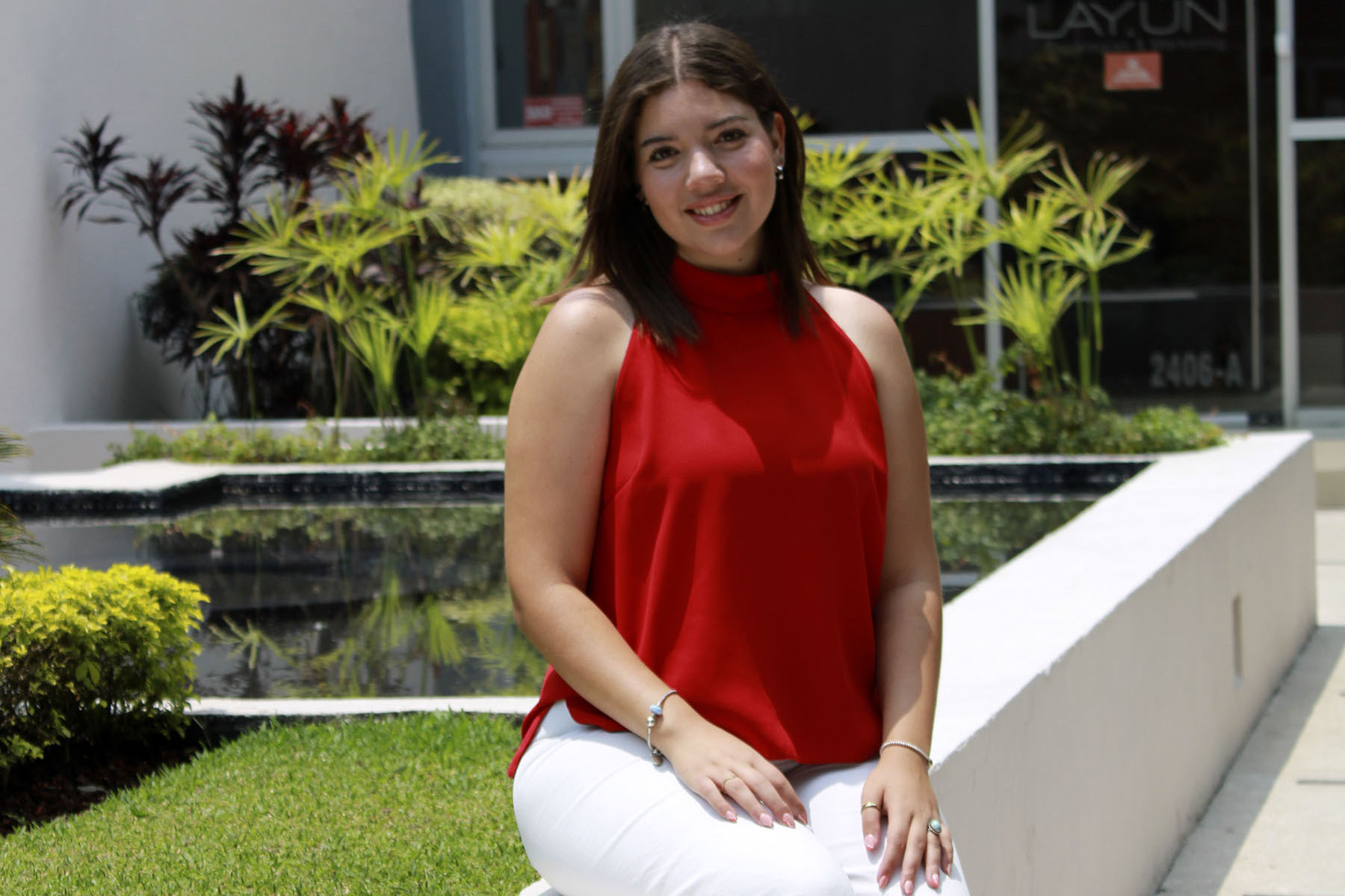 10 / 10 - Programa de Prácticas Profesionales en Layún Estrategias & Marketing 10 / 10 - Programa de Prácticas Profesionales en Layún Estrategias & Marketing