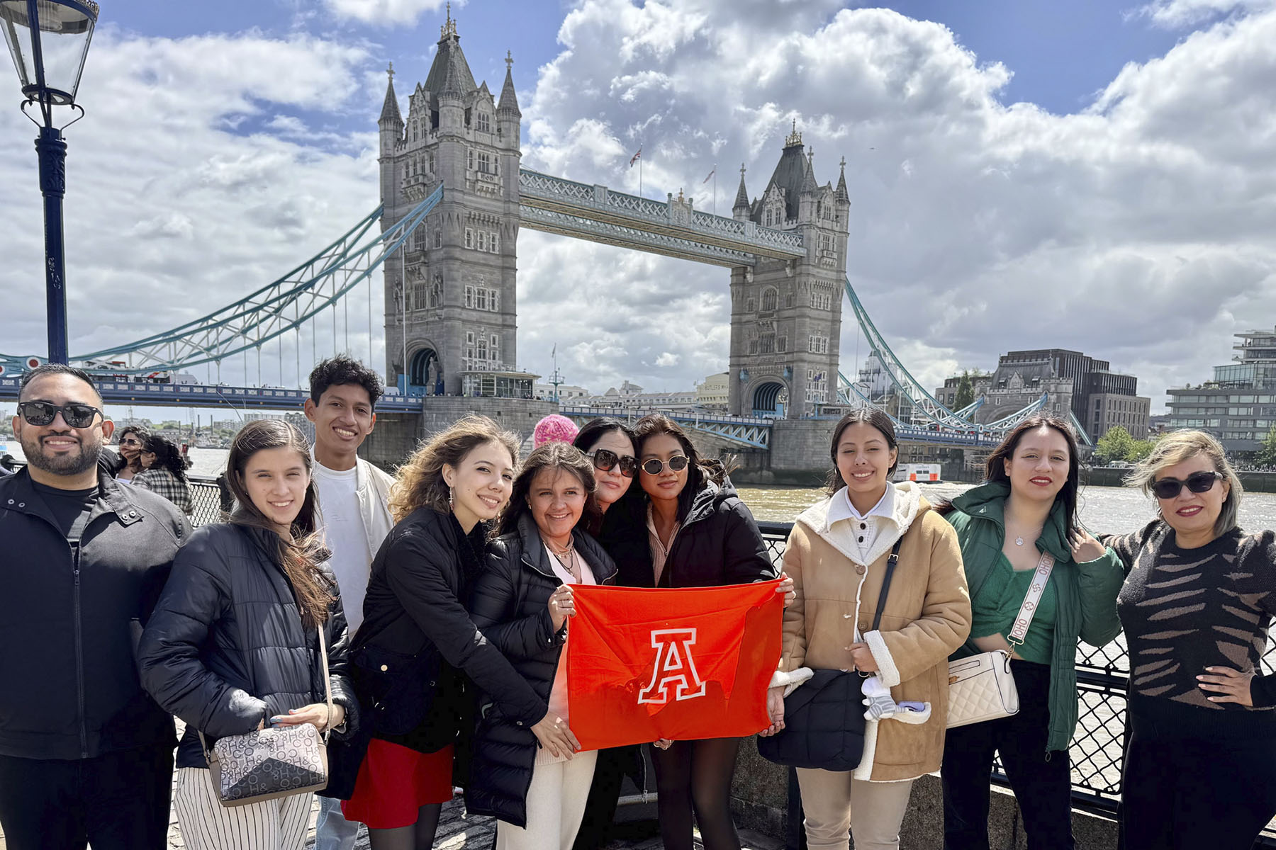 2 / 7 - Viaje Académico a Europa Fortalece la Formación de Estudiantes de Arquitectura 2 / 7 - Viaje Académico a Europa Fortalece la Formación de Estudiantes de Arquitectura