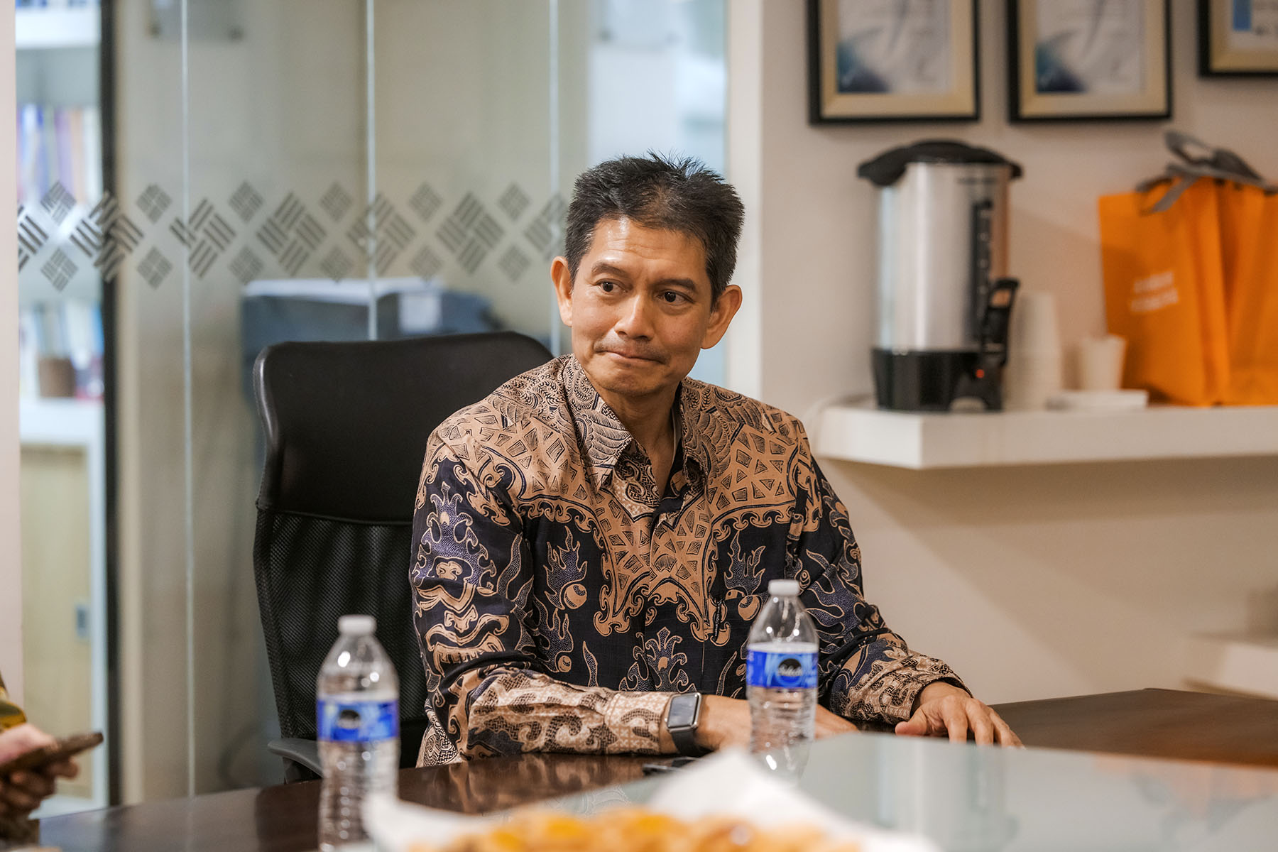 22 / 28 - Visita de la Embajada de Indonesia