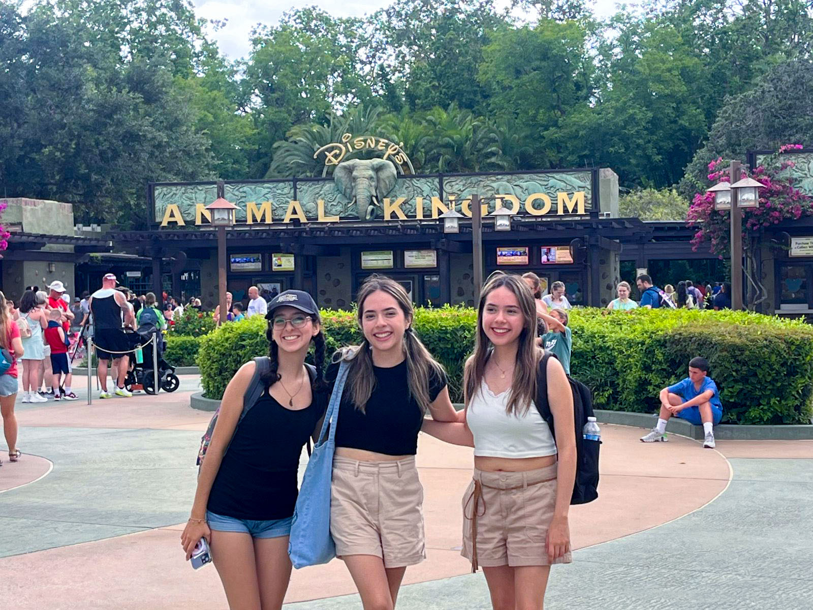 4 / 24 - Alumnos Anáhuac Participan en el Programa de Intercambio Cultural de Disney 4 / 24 - Alumnos Anáhuac Participan en el Programa de Intercambio Cultural de Disney