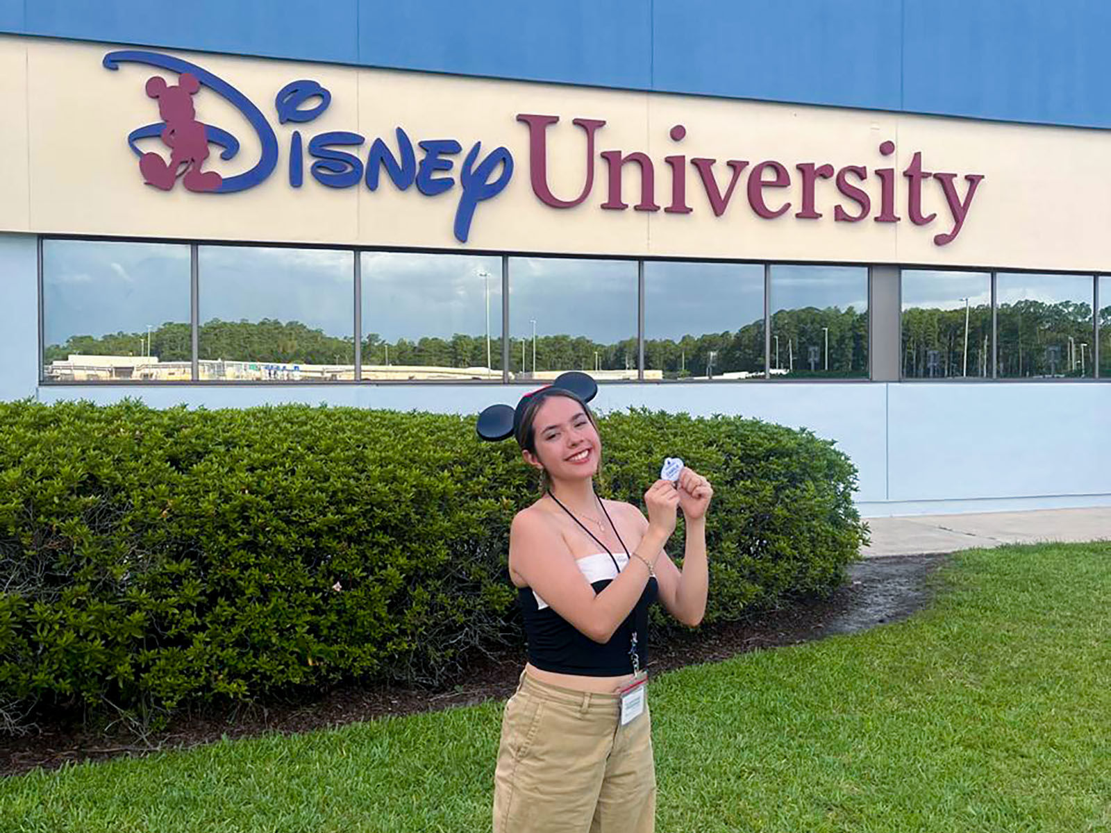 22 / 24 - Alumnos Anáhuac Participan en el Programa de Intercambio Cultural de Disney 22 / 24 - Alumnos Anáhuac Participan en el Programa de Intercambio Cultural de Disney