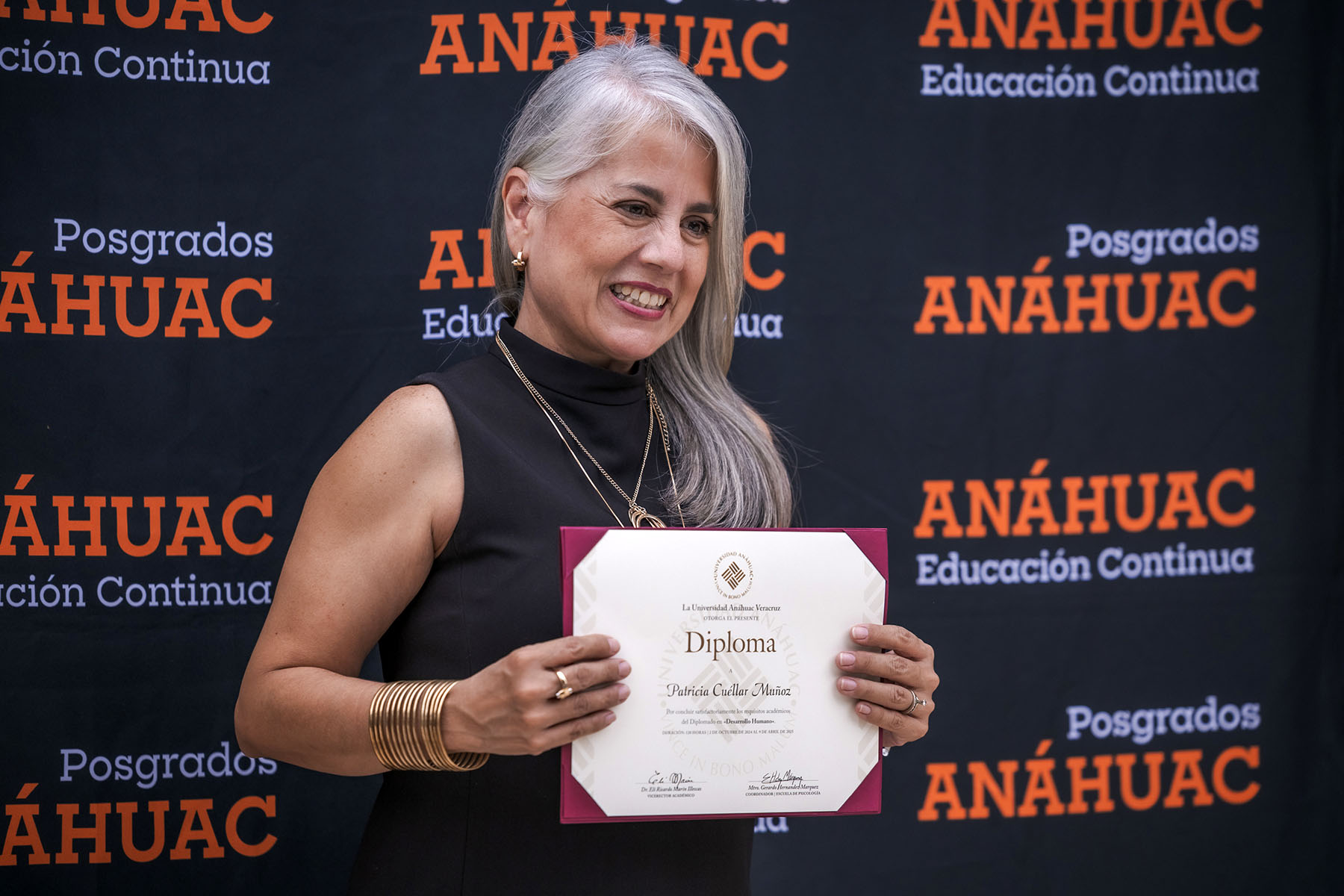 51 / 62 - Clausura del Diplomado en Desarrollo Humano: Un Cierre Lleno de Arte, Reflexión y Alegría