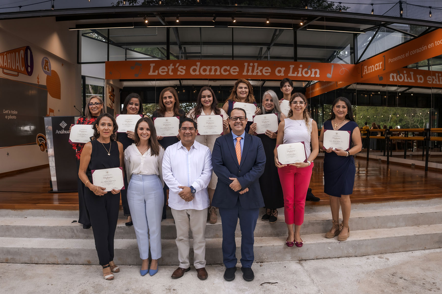 42 / 62 - Clausura del Diplomado en Desarrollo Humano: Un Cierre Lleno de Arte, Reflexión y Alegría