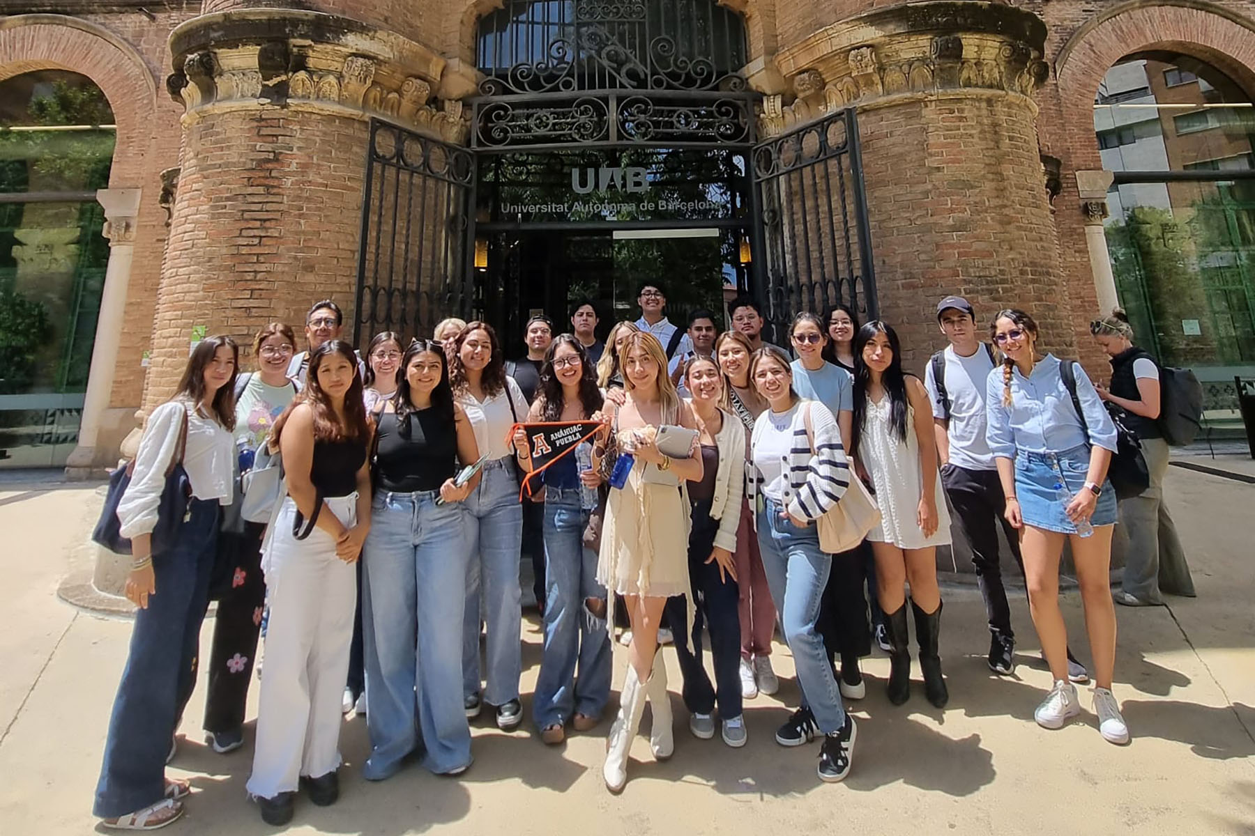 2 / 9 - Cursos de Verano Internacionales para Alumnos de Médico Cirujano 2 / 9 - Cursos de Verano Internacionales para Alumnos de Médico Cirujano