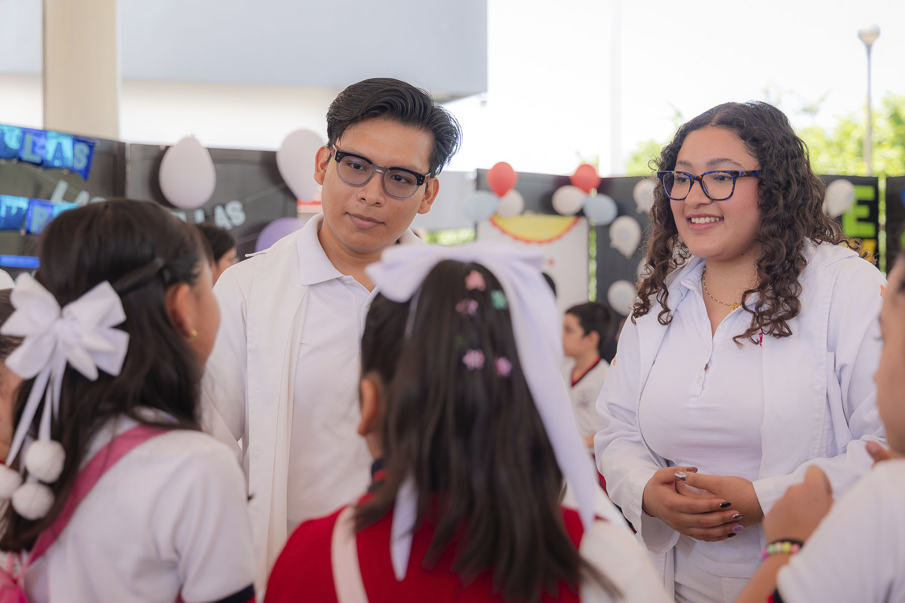 4 / 16 - La Escuela de Medicina Celebró la 3.ª Feria Binacional: Cuidando mi Salud Desde Pequeño 4 / 16 - La Escuela de Medicina Celebró la 3.ª Feria Binacional: Cuidando mi Salud Desde Pequeño