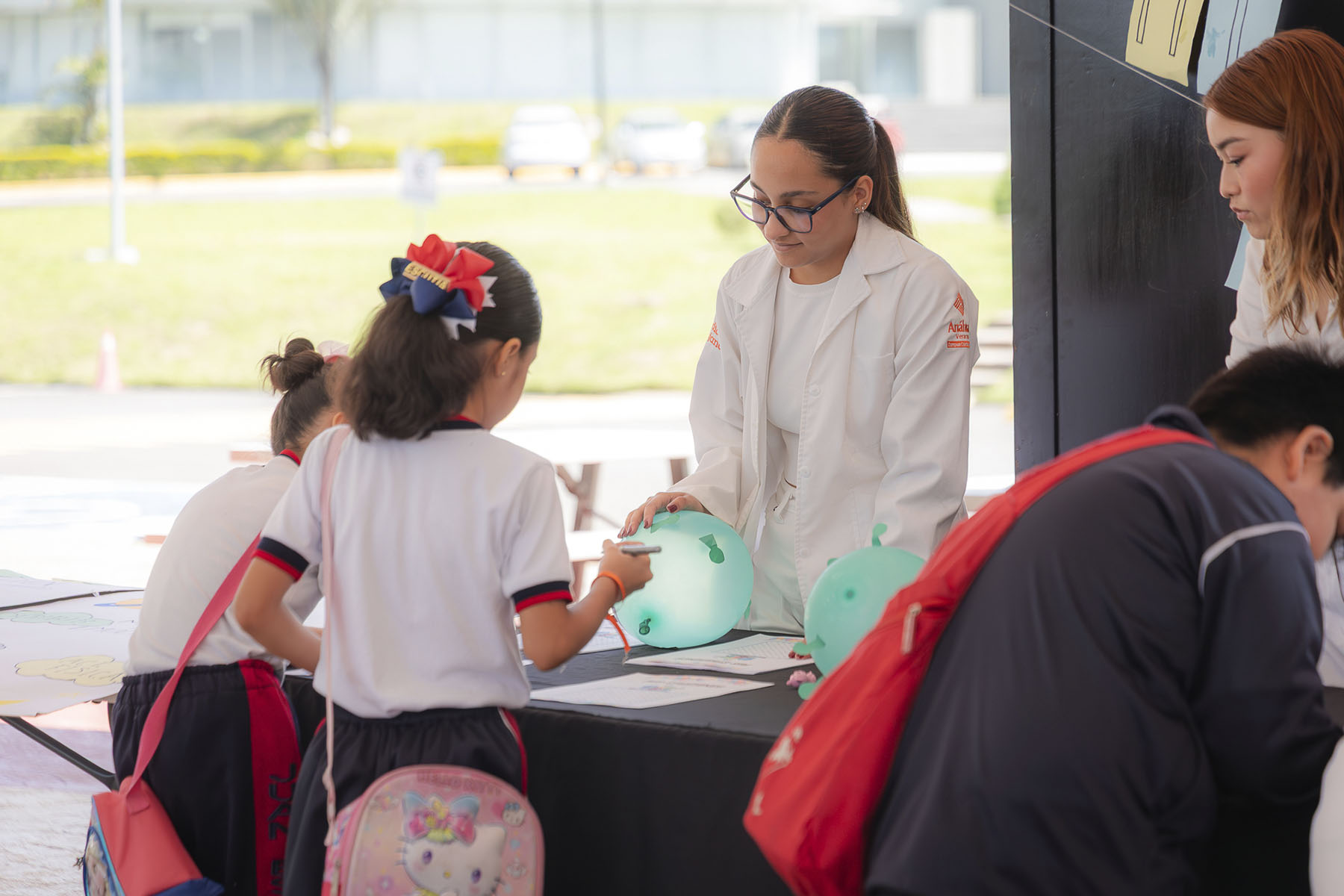 5 / 16 - La Escuela de Medicina Celebró la 3.ª Feria Binacional: Cuidando mi Salud Desde Pequeño 5 / 16 - La Escuela de Medicina Celebró la 3.ª Feria Binacional: Cuidando mi Salud Desde Pequeño